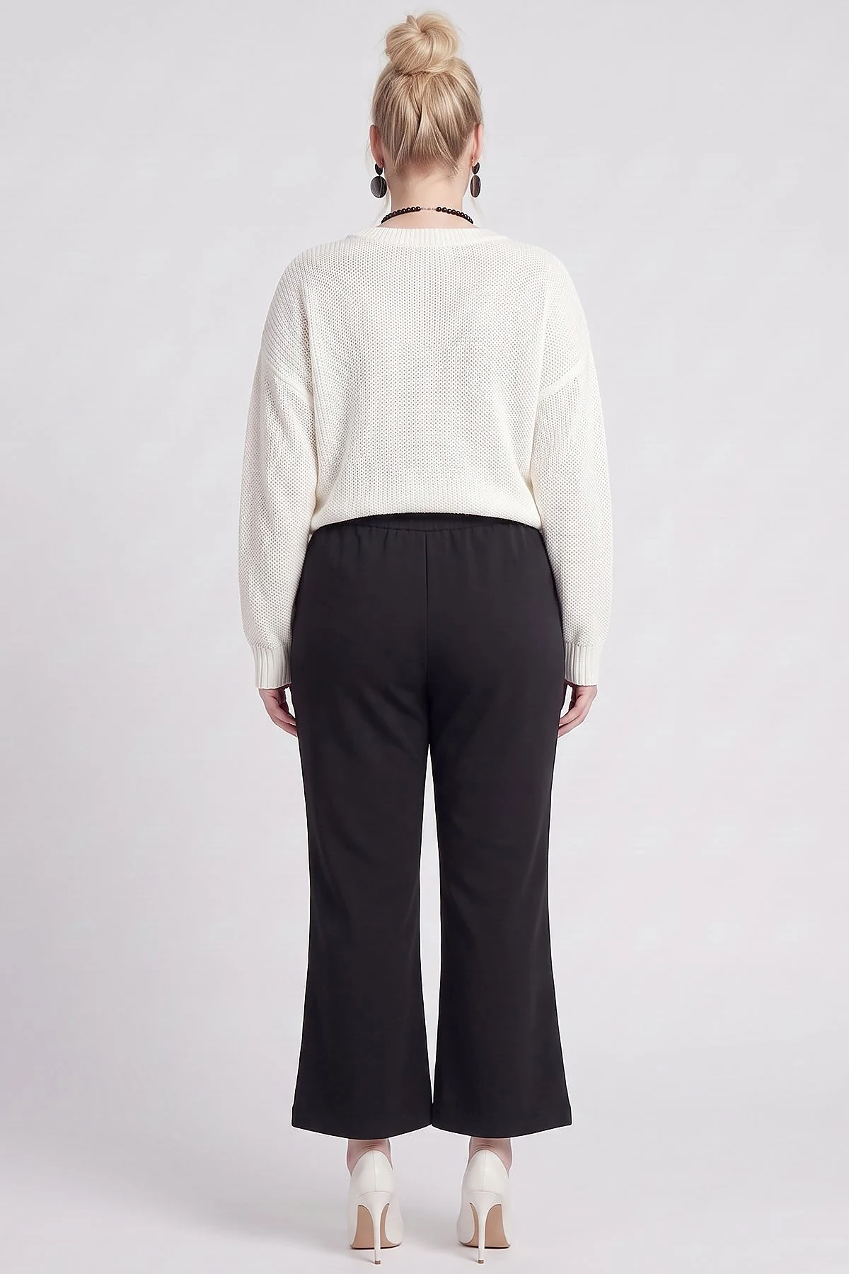 Rahat Kesim Rayon Pantolon Siyah 