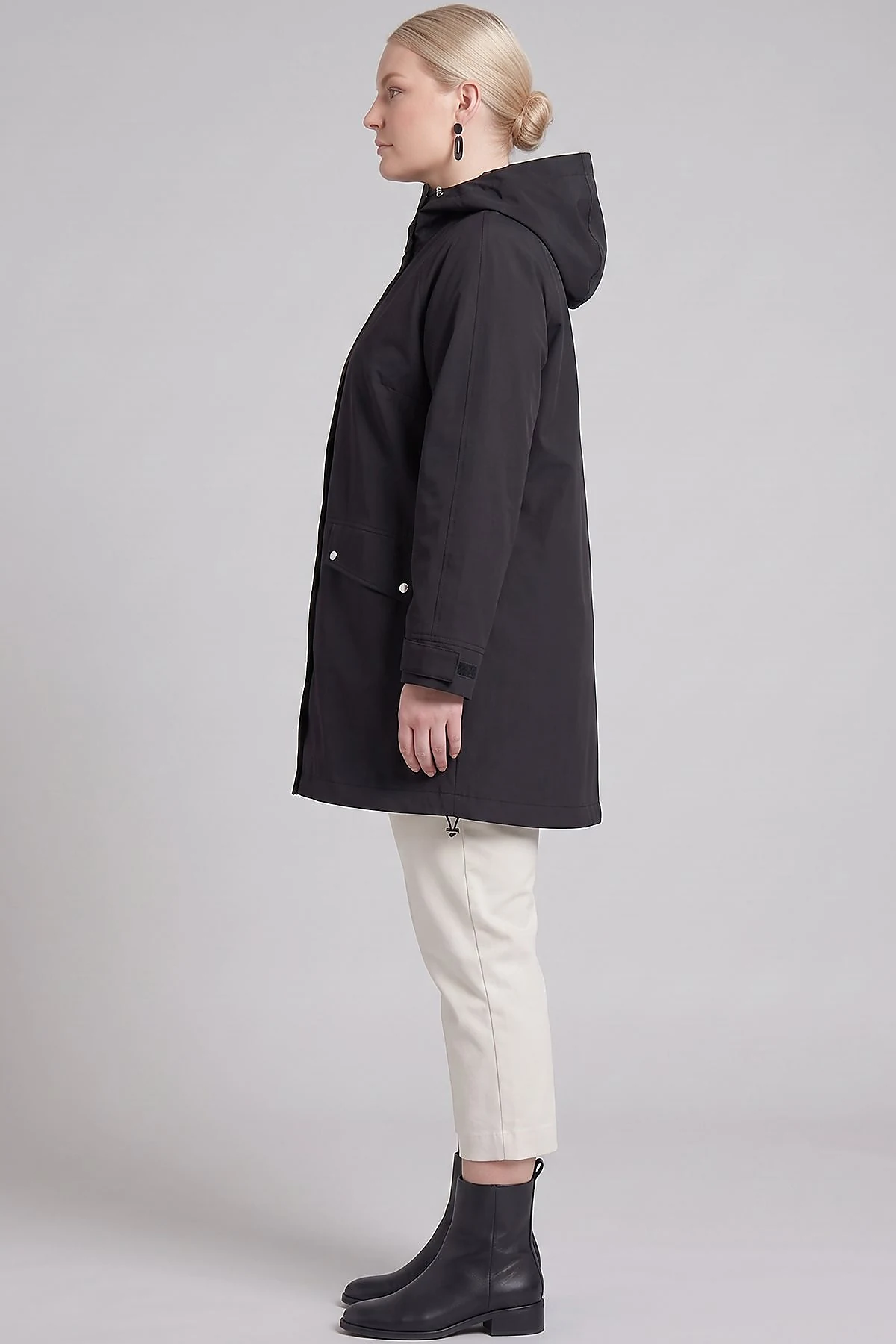 Cargo Pocket Short Trench Coat Black