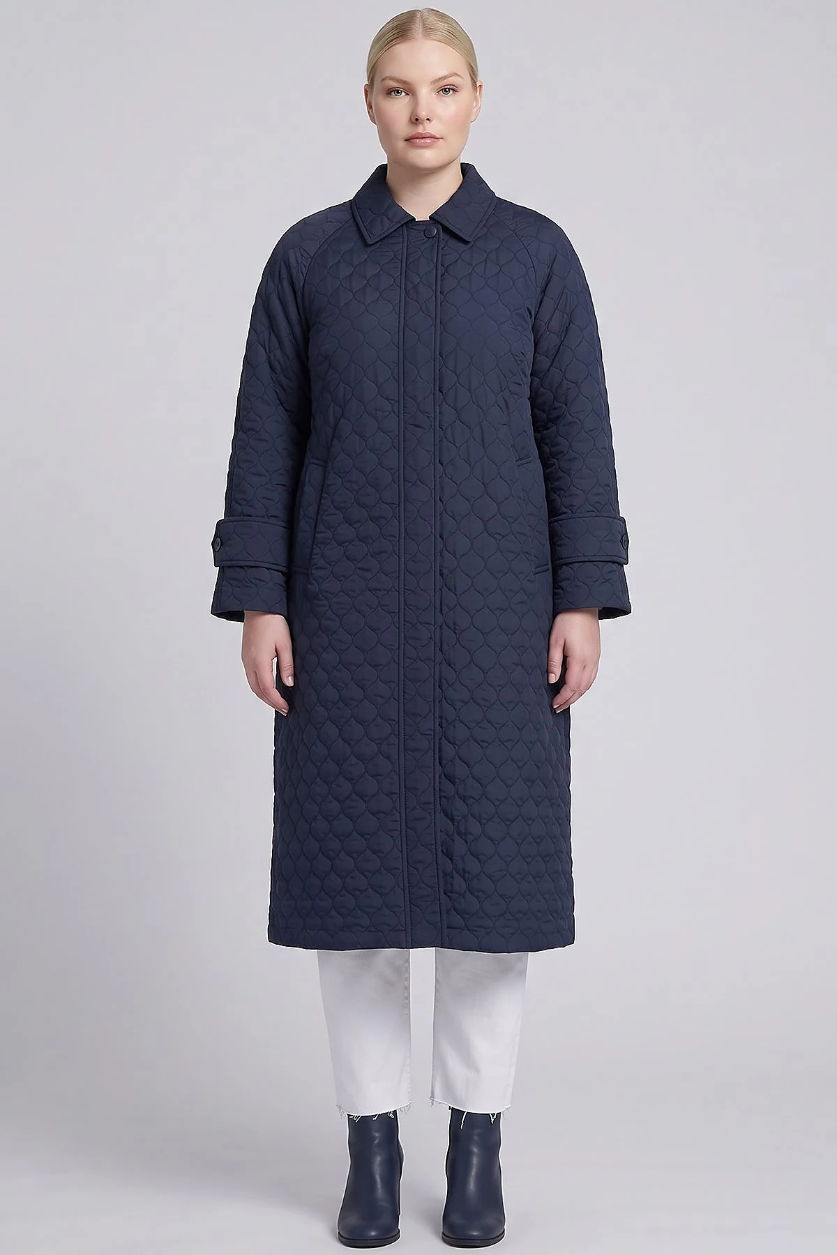 Epaulette Detail Quilted Poncho-Style Outerwear Dark Navy