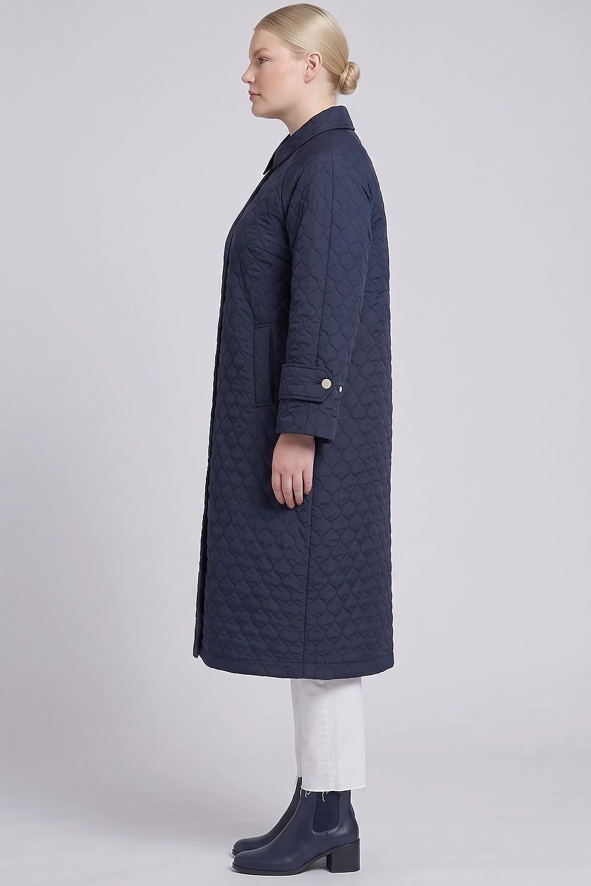Epaulette Detail Quilted Poncho-Style Outerwear Dark Navy