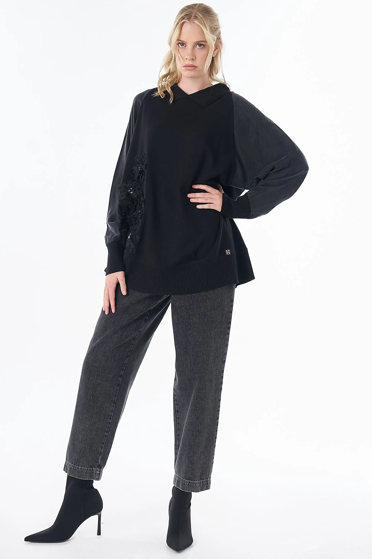 Embroidered Appliqué Knit Tunic Black