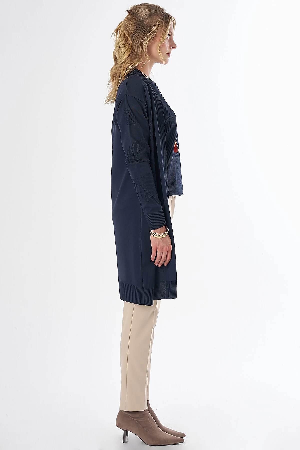 Leaf Pattern Knit Cardigan Navy