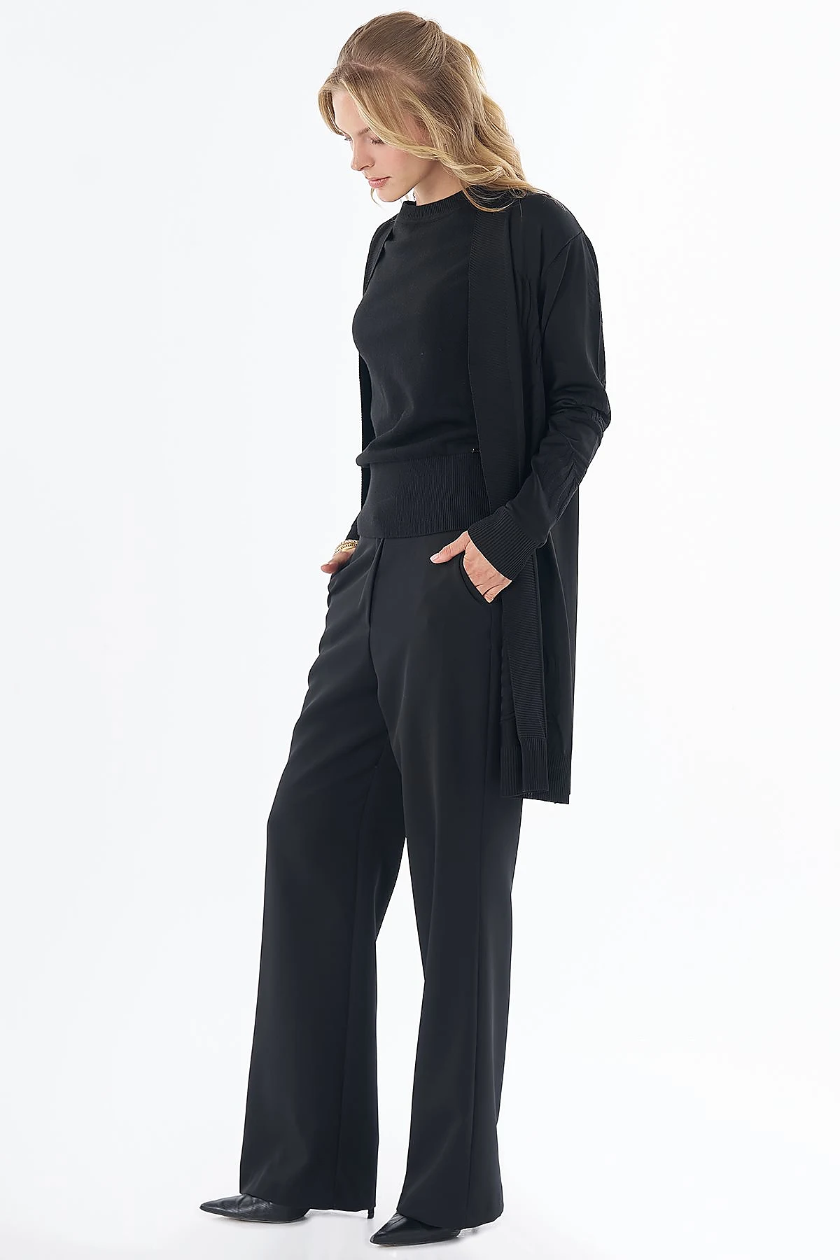 Leaf Pattern Knit Cardigan Black
