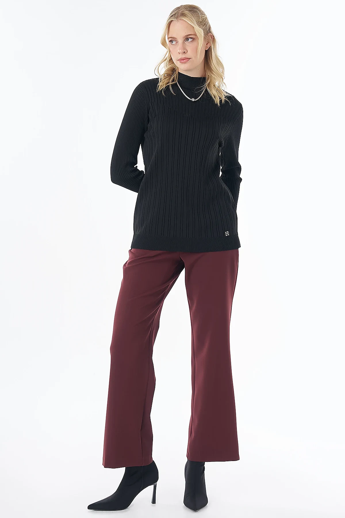 Half Turtleneck Ribbed Knit Blouse- Black