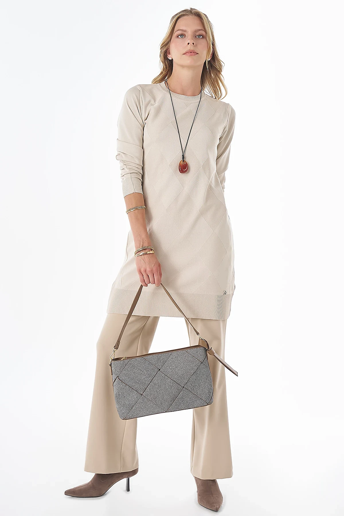Diamond Pattern Knit Tunic - Cream