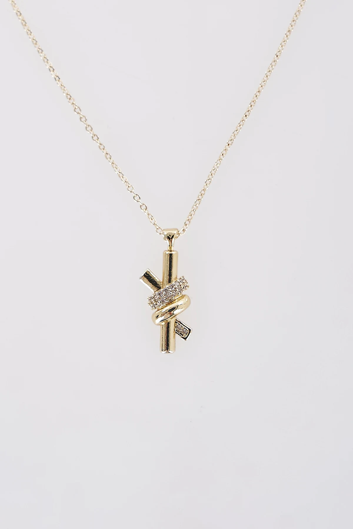 Modern Design Necklace Gold
