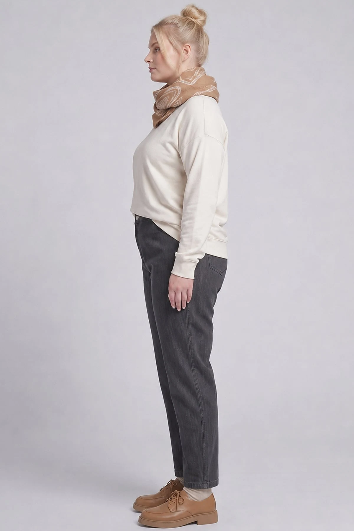 High-Waisted Washed Trousers Black