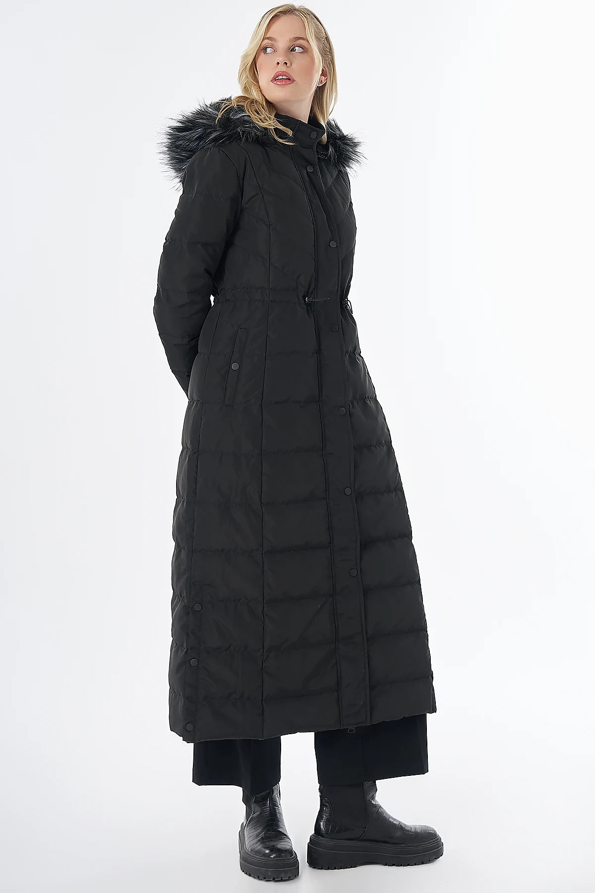 Elastic-Waist Goose Down-Filled Jacket Black