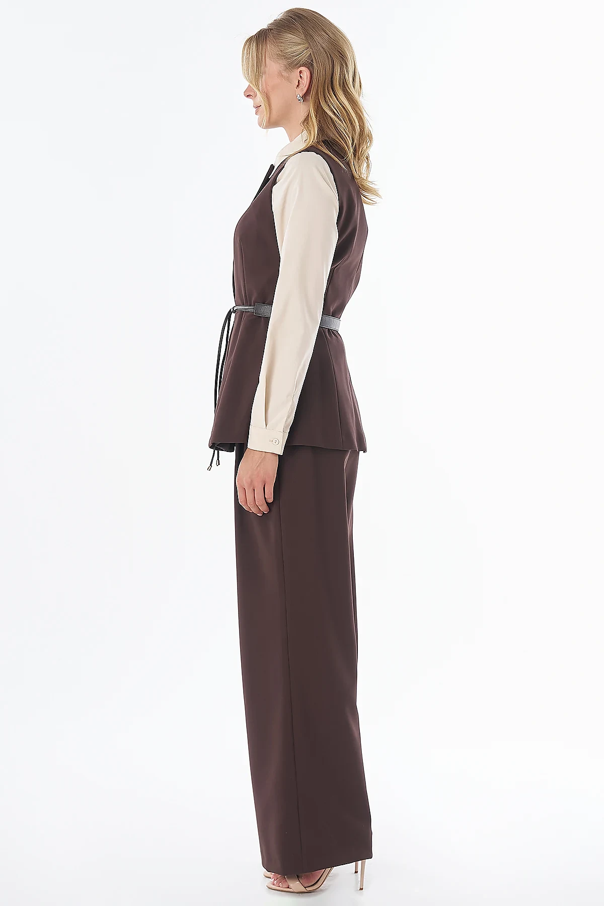 Vest and Trousers Two-Piece Set Brown 