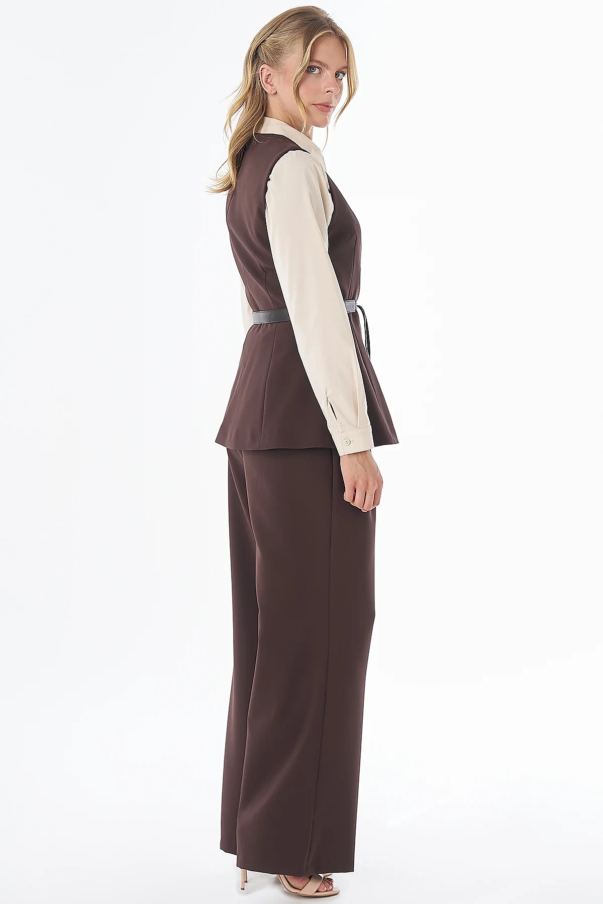 Vest and Trousers Two-Piece Set Brown 