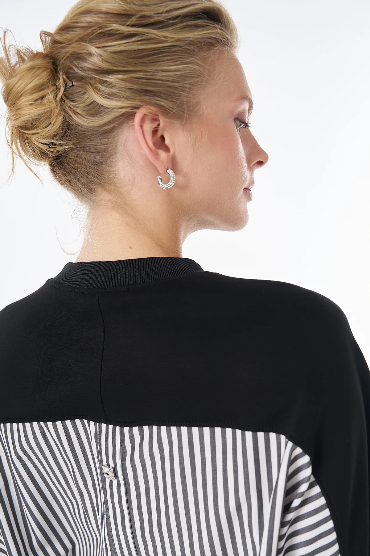 Two-Piece Set with Accessory Buttons Black