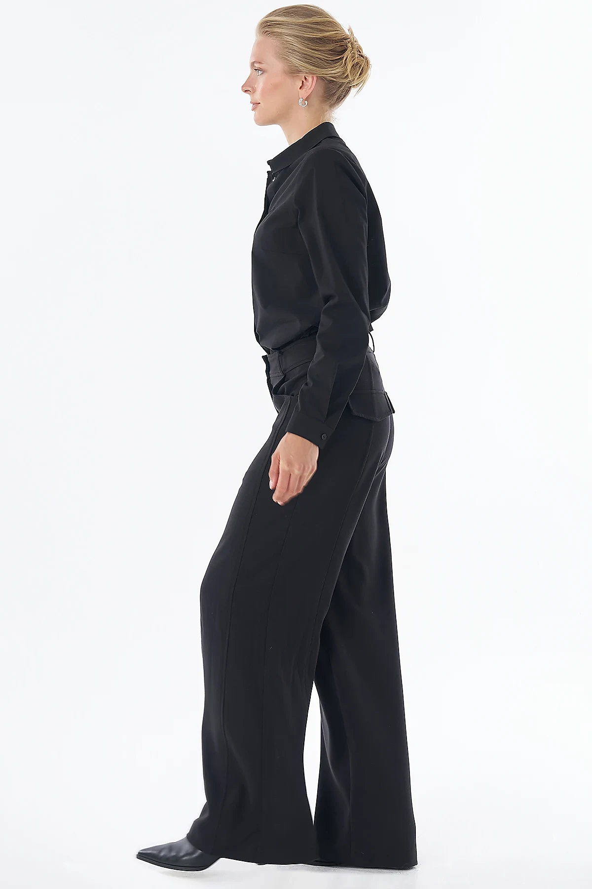 Stitch-Detail Wide-Leg Trousers Black 