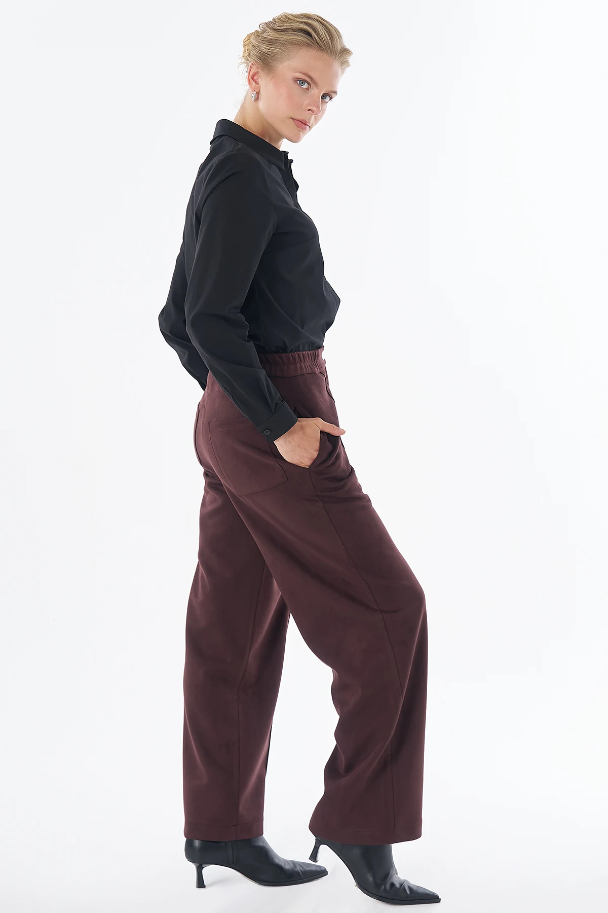 Topstitched Suede Trousers Brown 
