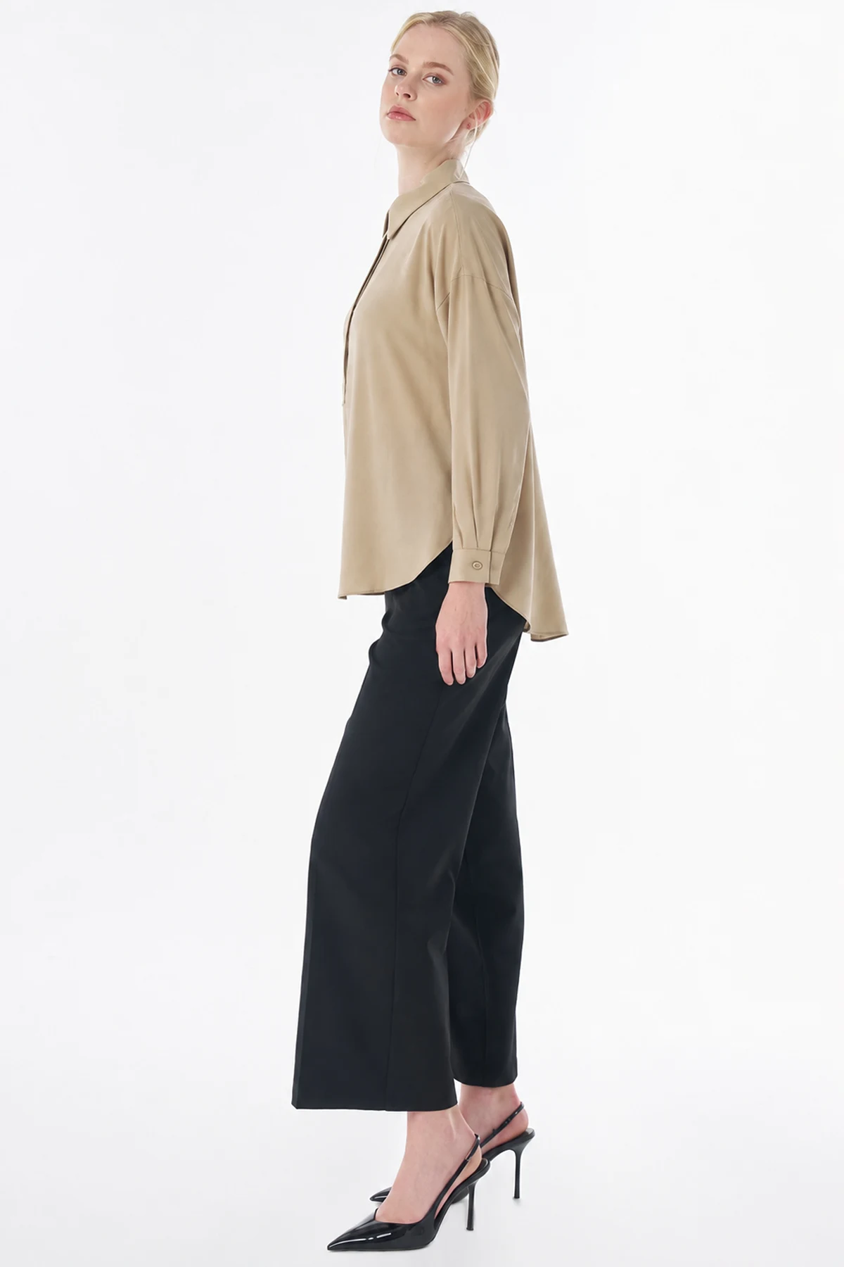Half Placket Basic Blouse - Beige