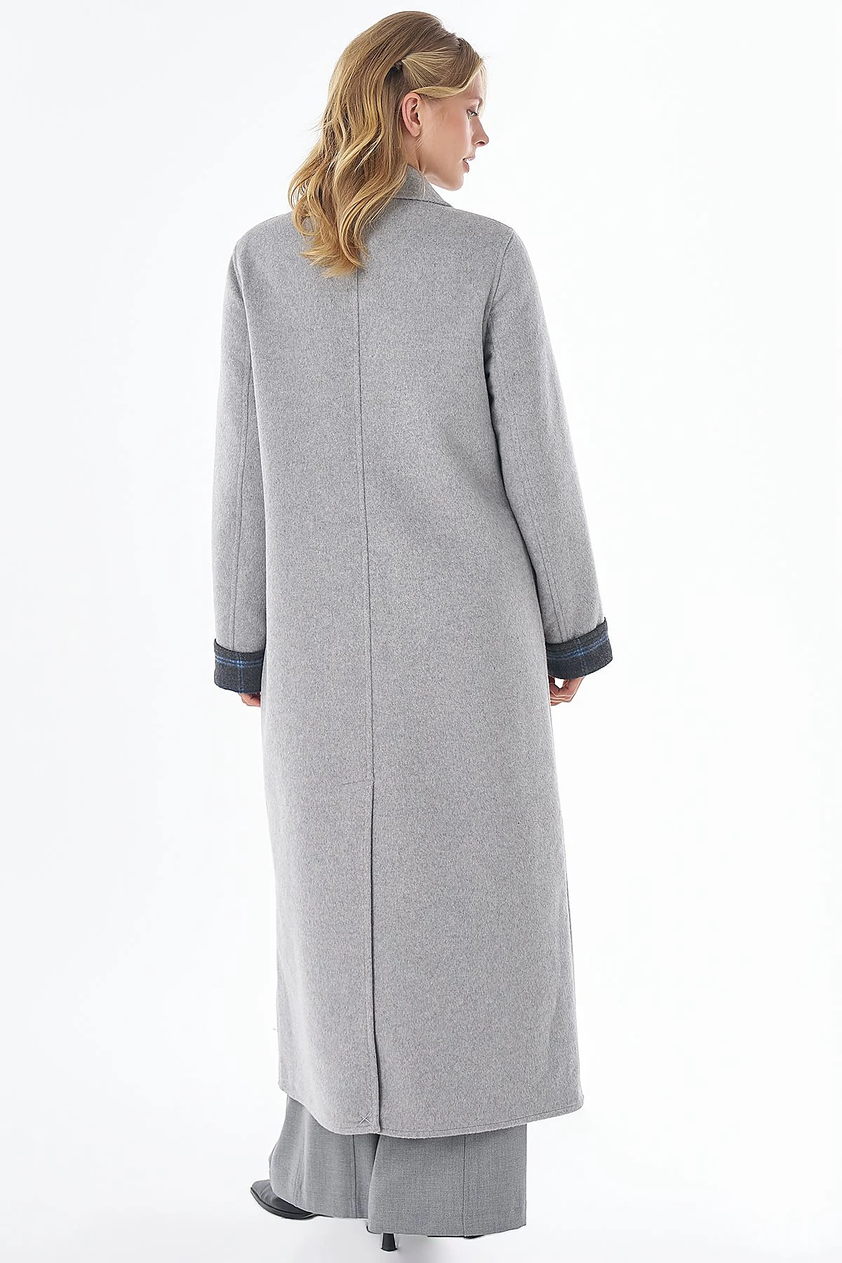 Patch-Pocket Wool-Blend Coat Gray