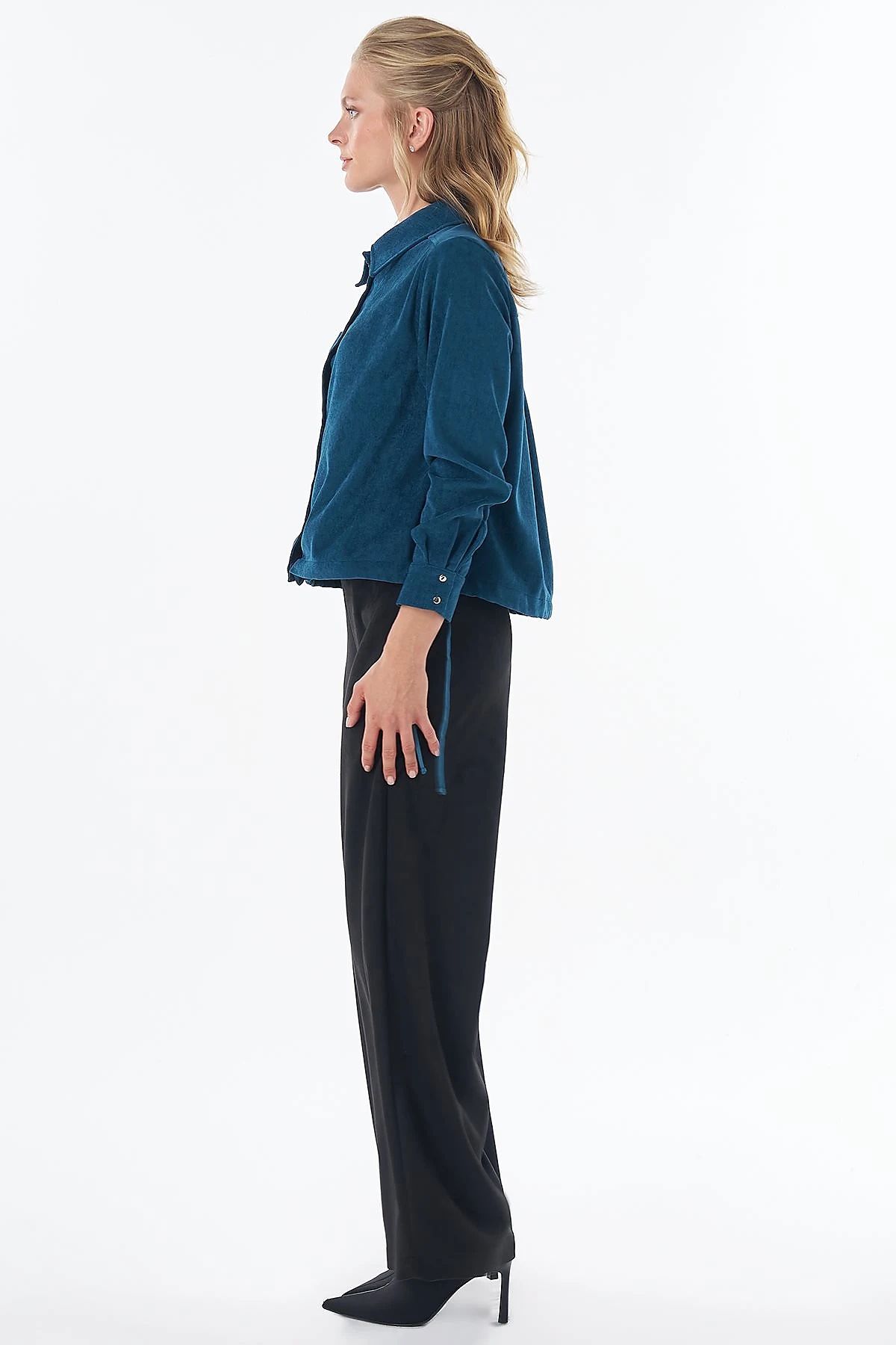 Shirt-Collar Velvet Blouse Petrol