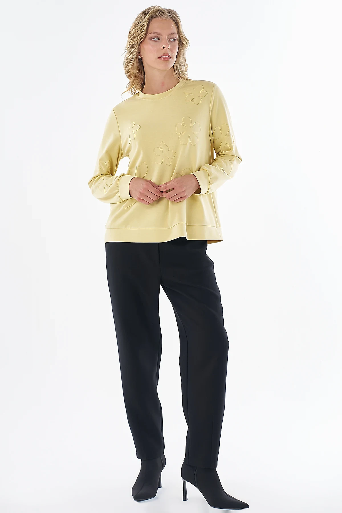 Embroidered Appliqué Modal Sweatshirt Yellow