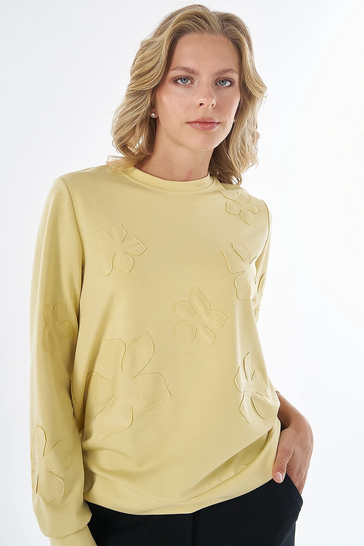 Embroidered Appliqué Modal Sweatshirt Yellow