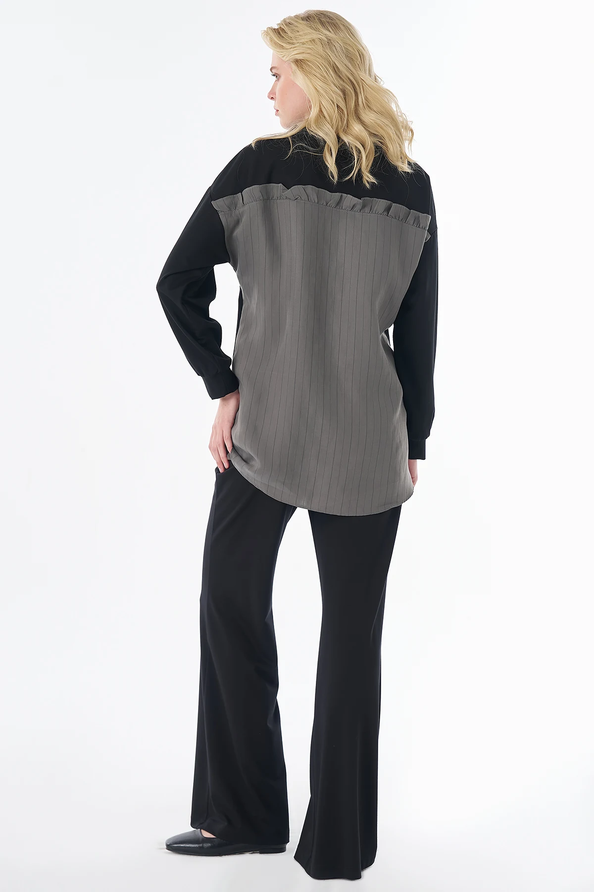 Ruffle Detail Rayon Sweatshirt Black