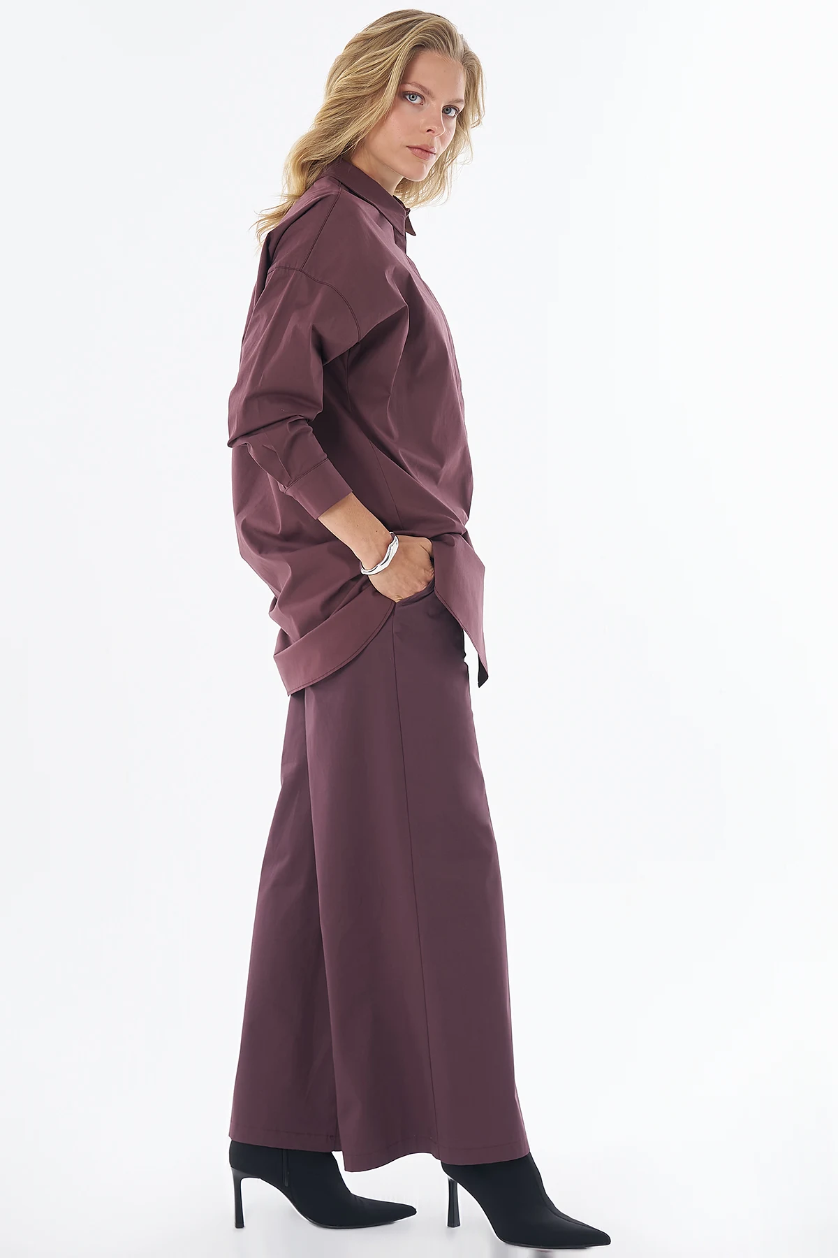 Fabric-Trimmed Cotton Blouse Burgundy