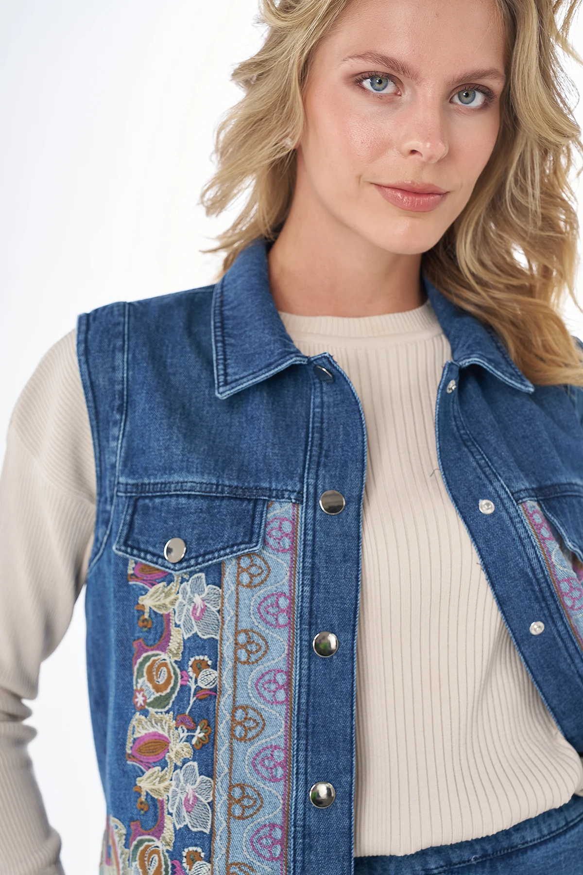 Embroidered Two-Piece Set Blue