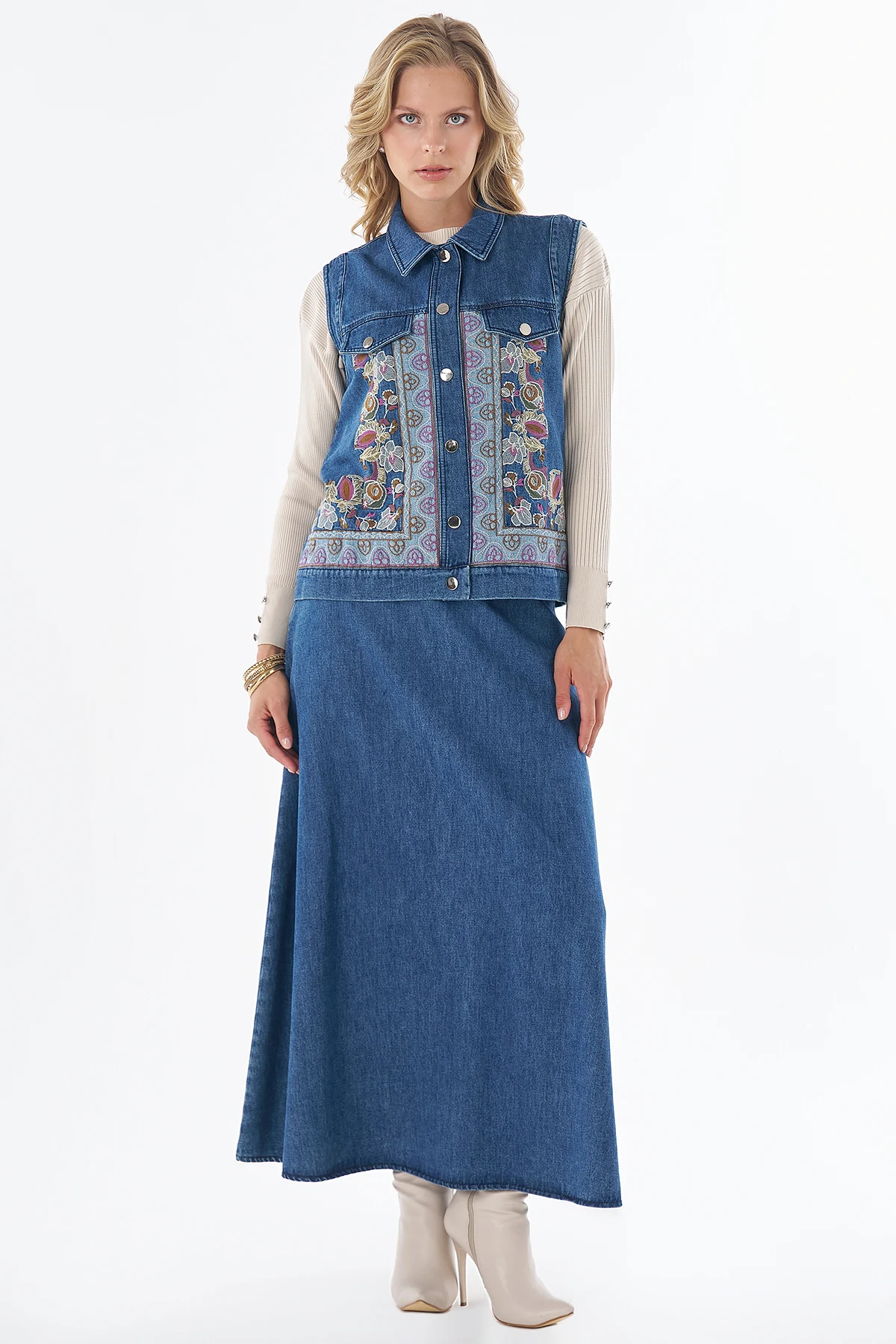 Embroidered Two-Piece Set Blue