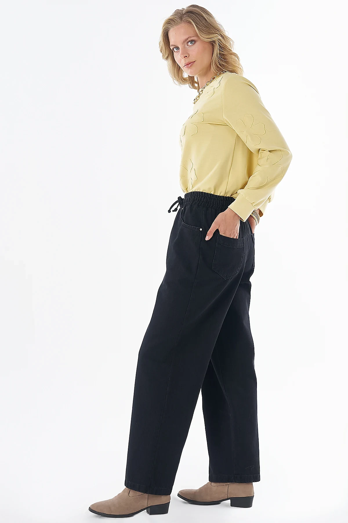 Elastic-Waist Pants Black