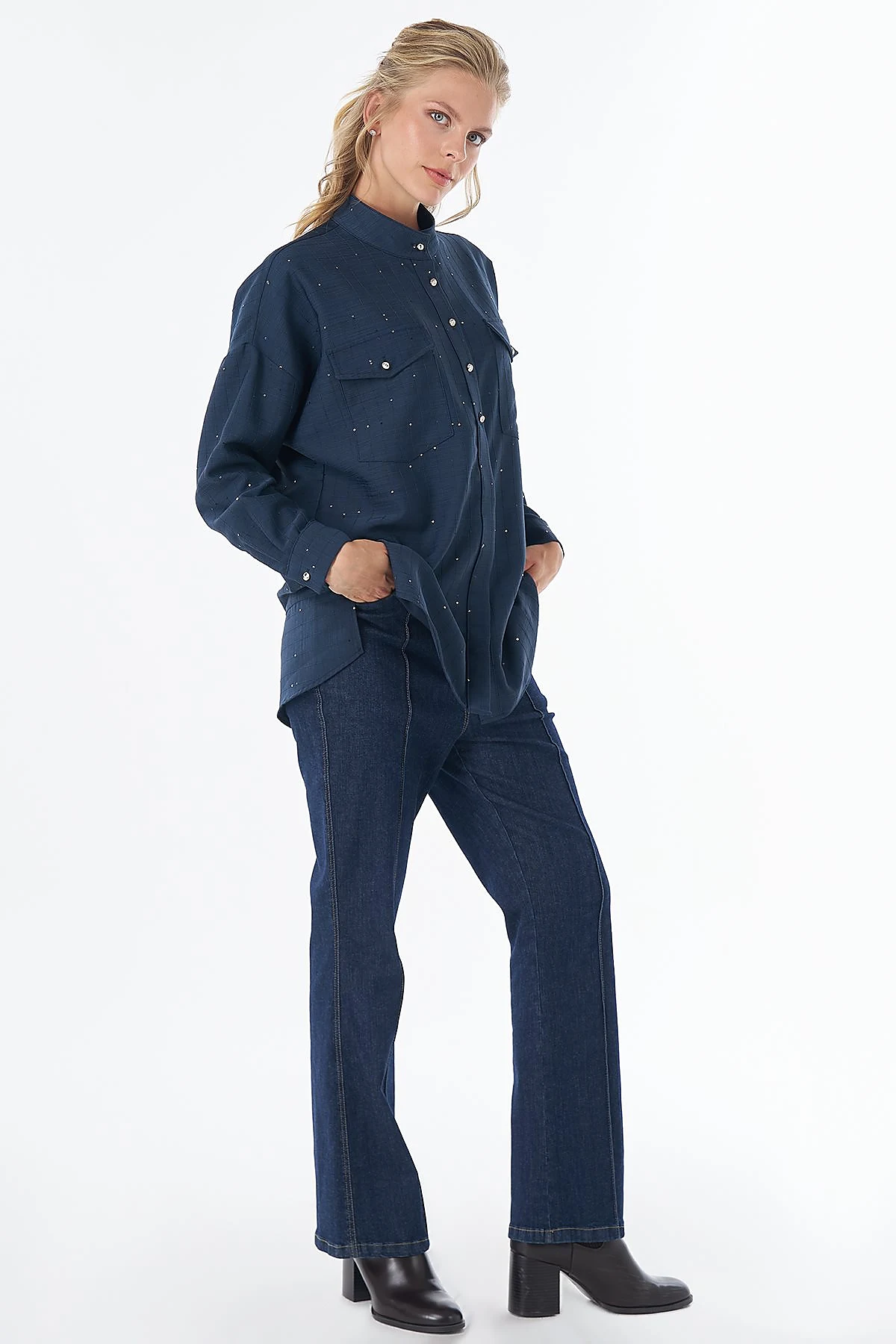 Double-Pocket Mandarin Collar Blouse Navy