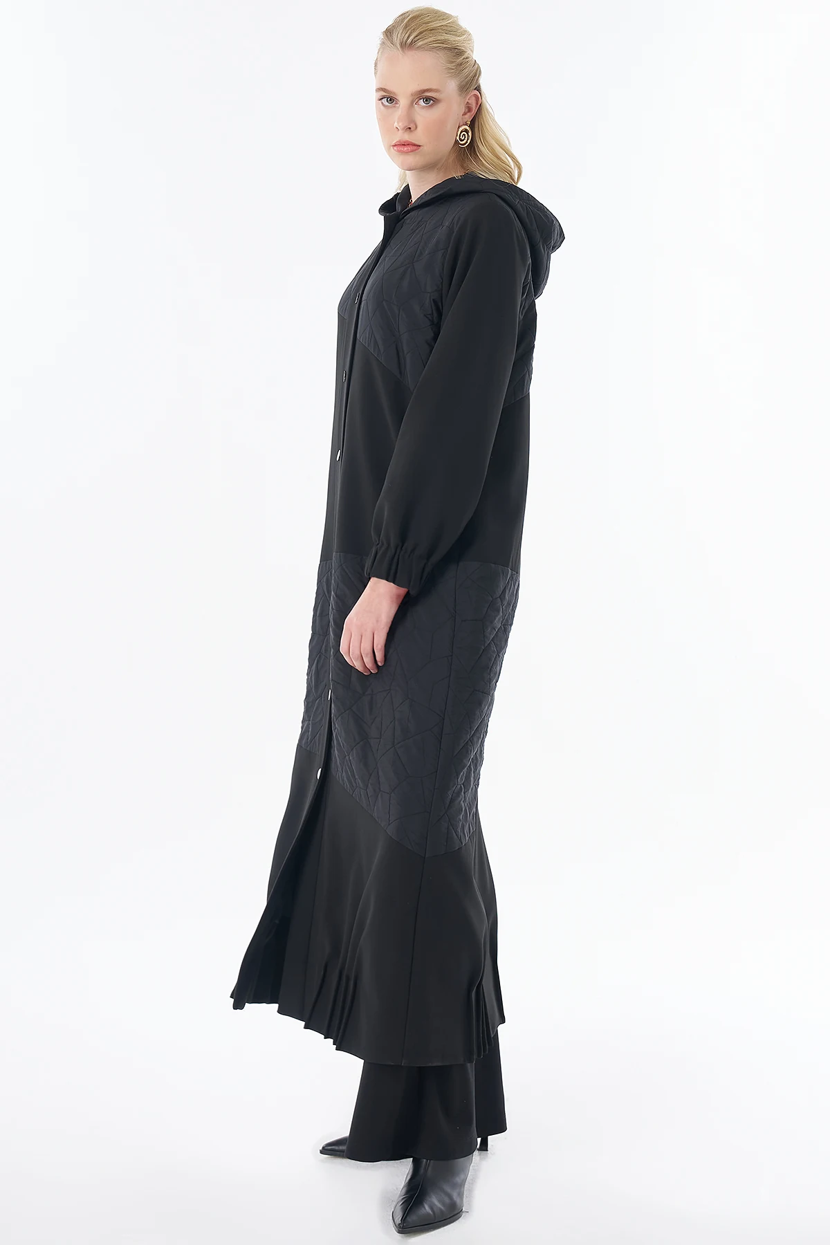 Wide Collar Quilted Throw-On Jacket Black