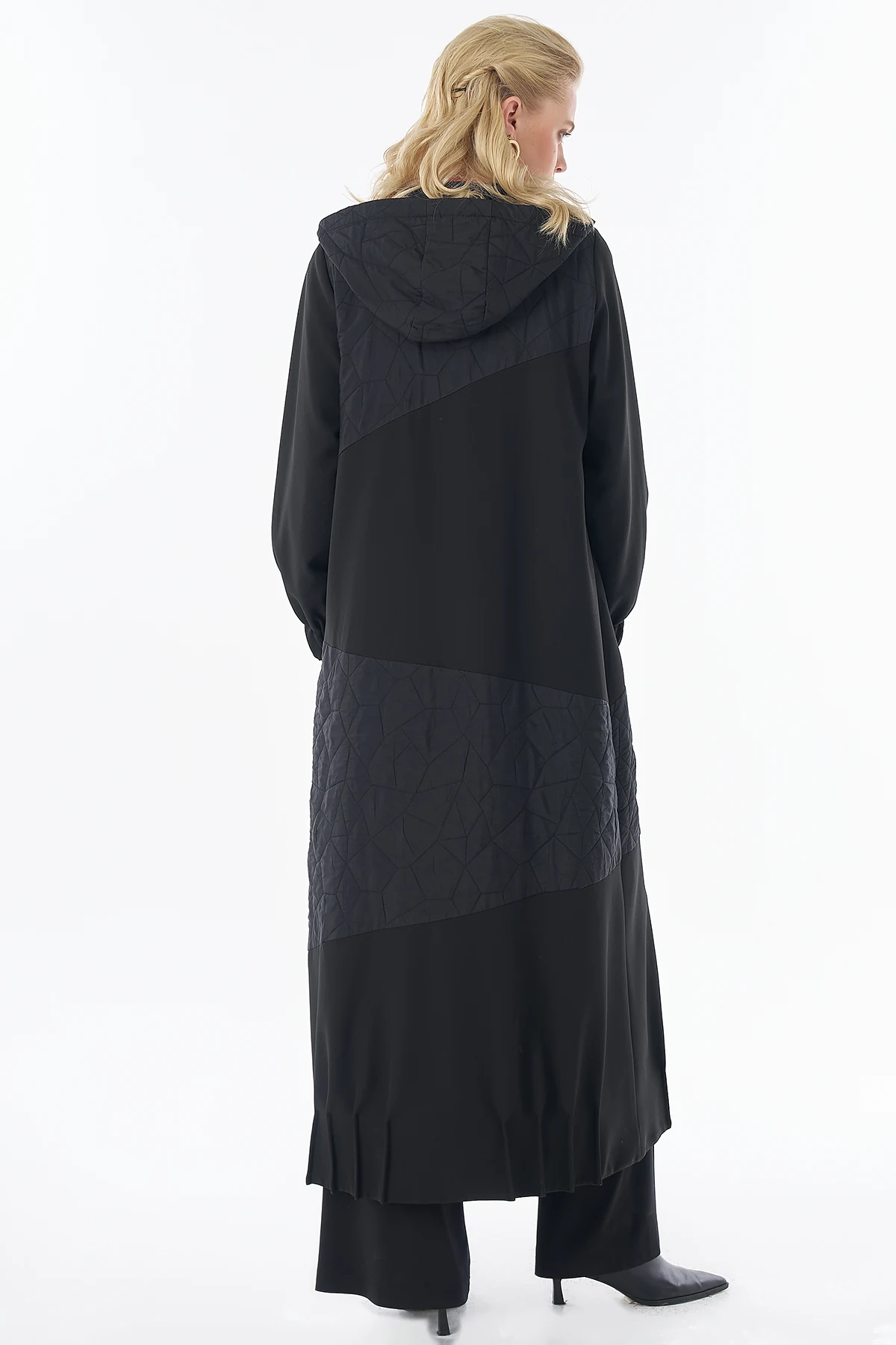 Wide Collar Quilted Throw-On Jacket Black