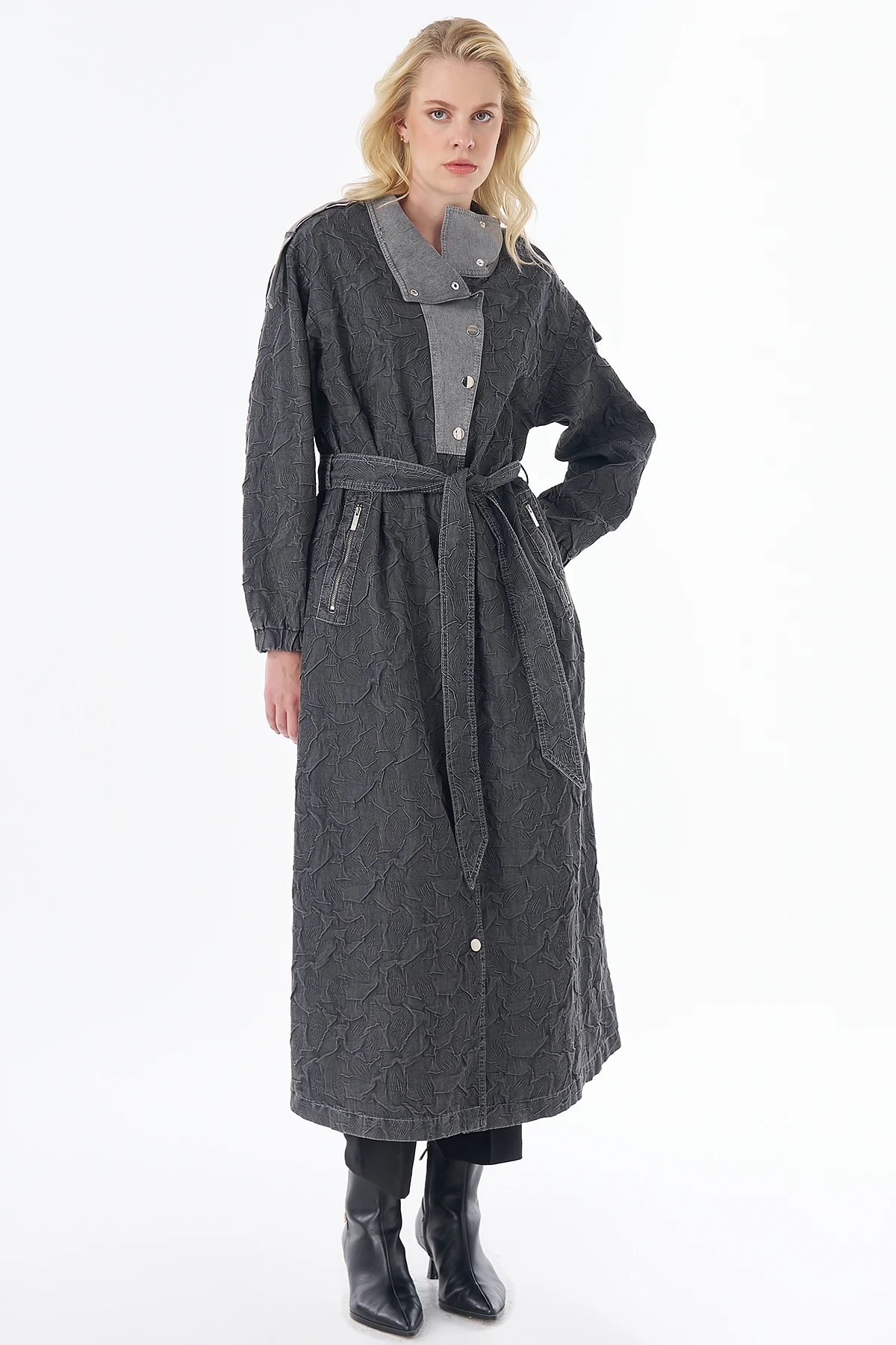 Embossed Pattern Throw-On Jacket Black