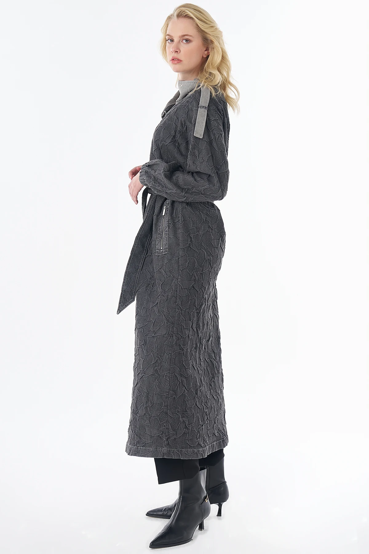 Embossed Pattern Throw-On Jacket Black