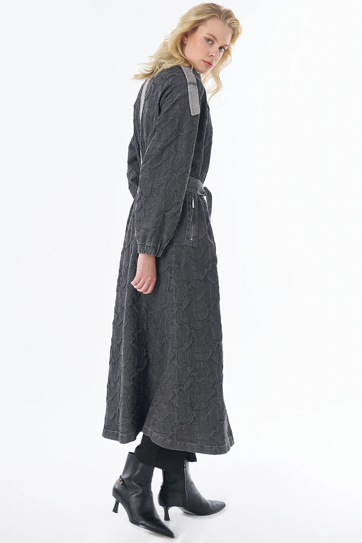 Embossed Pattern Throw-On Jacket Black
