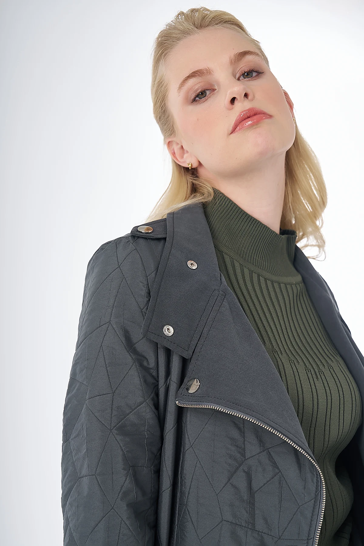 Quilted Pattern Stand Collar Coat Charcoal