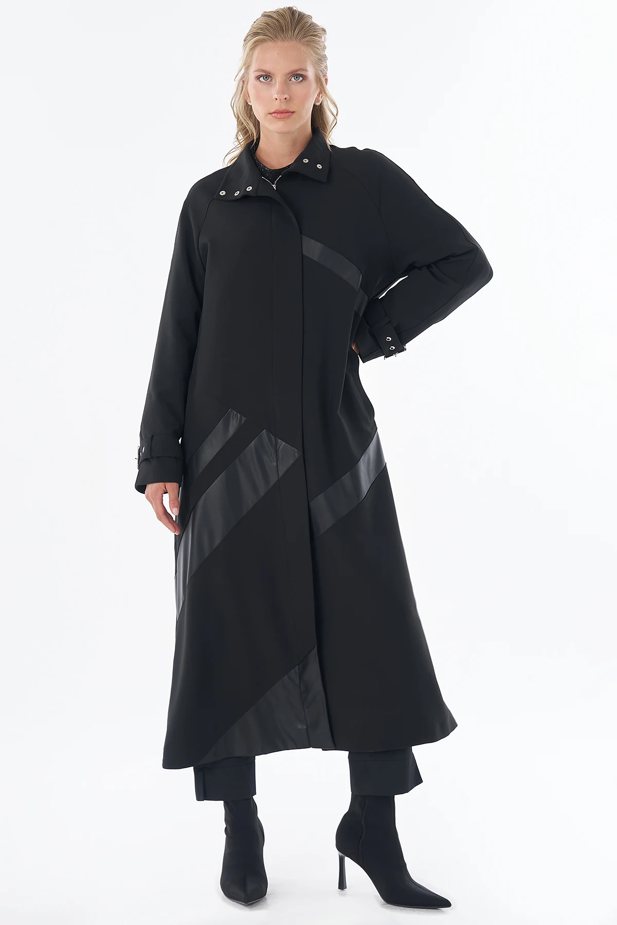 Stand Collar Contrast Detail Coat Black