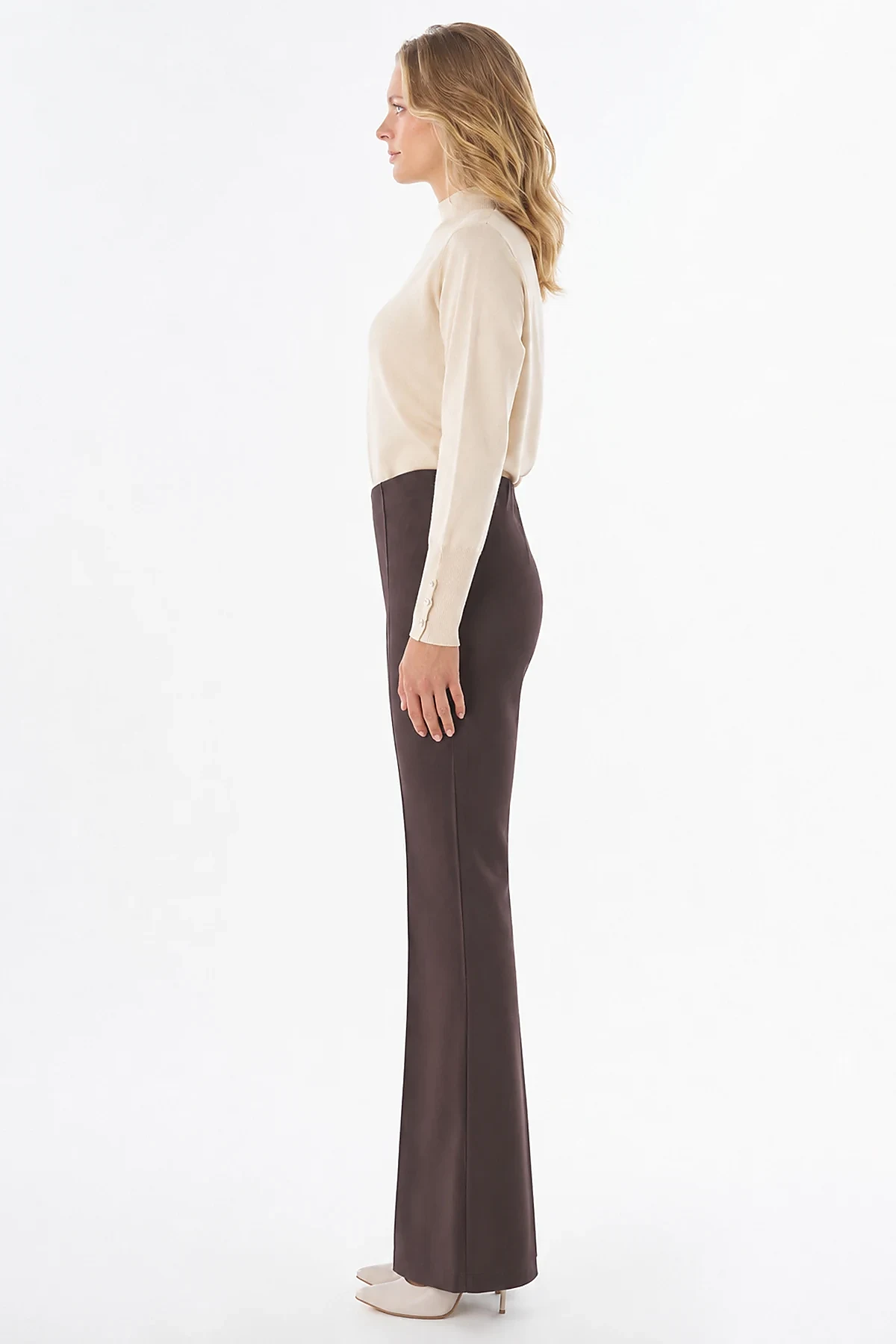 Çima Dikişli Flare Fit Süet Pantolon Kahve