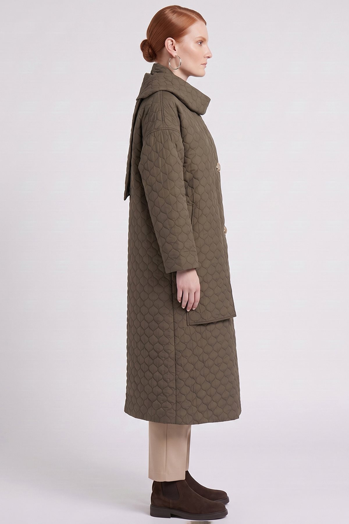 Quilted Pattern Slip-On with Scarf Dark Khaki