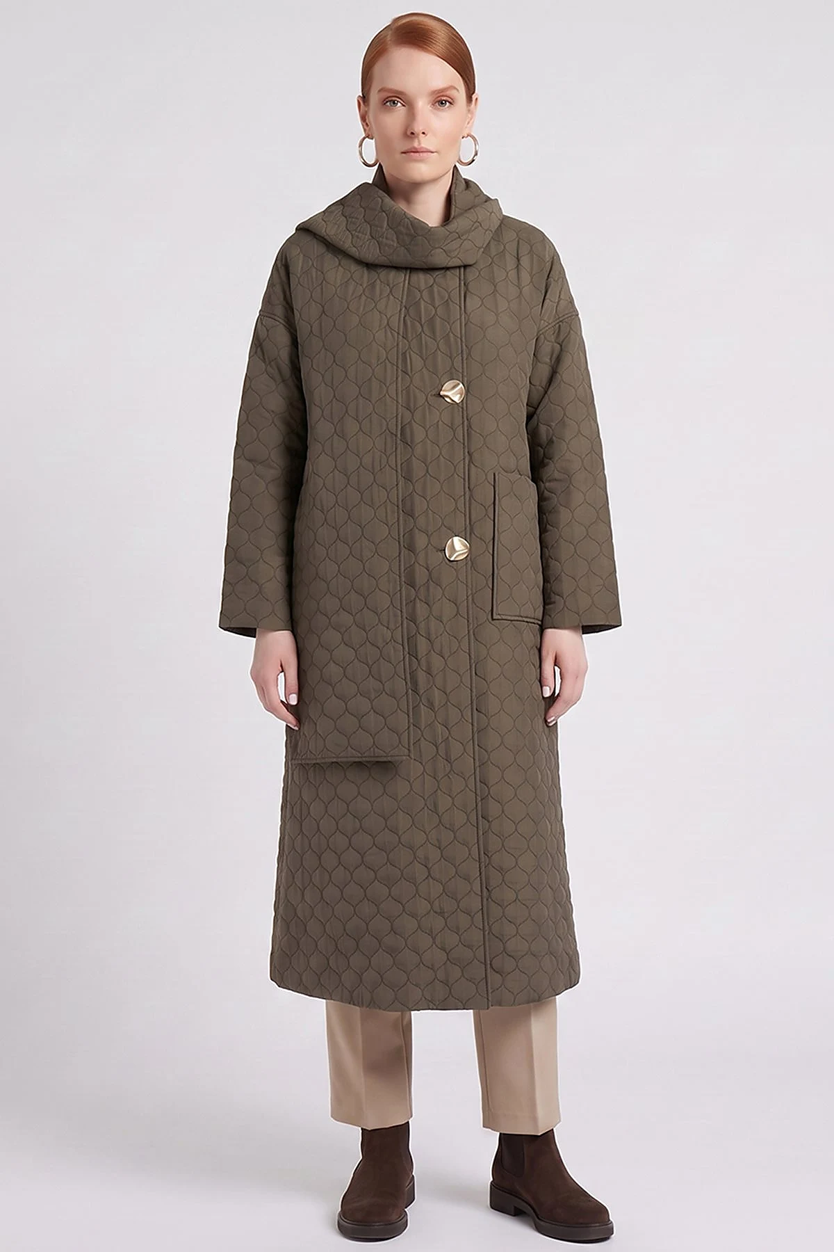 Quilted Pattern Slip-On with Scarf Khaki