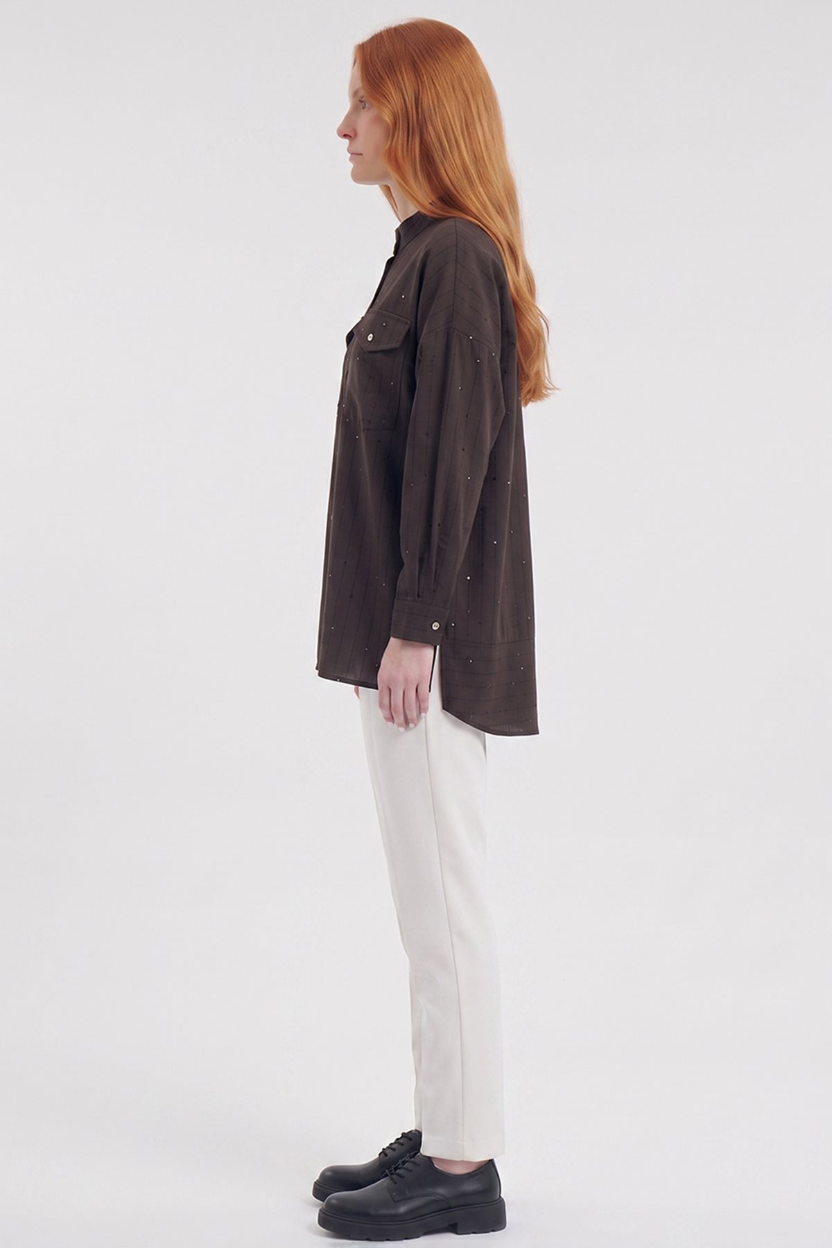 Double-Pocket Mandarin Collar Blouse Brown