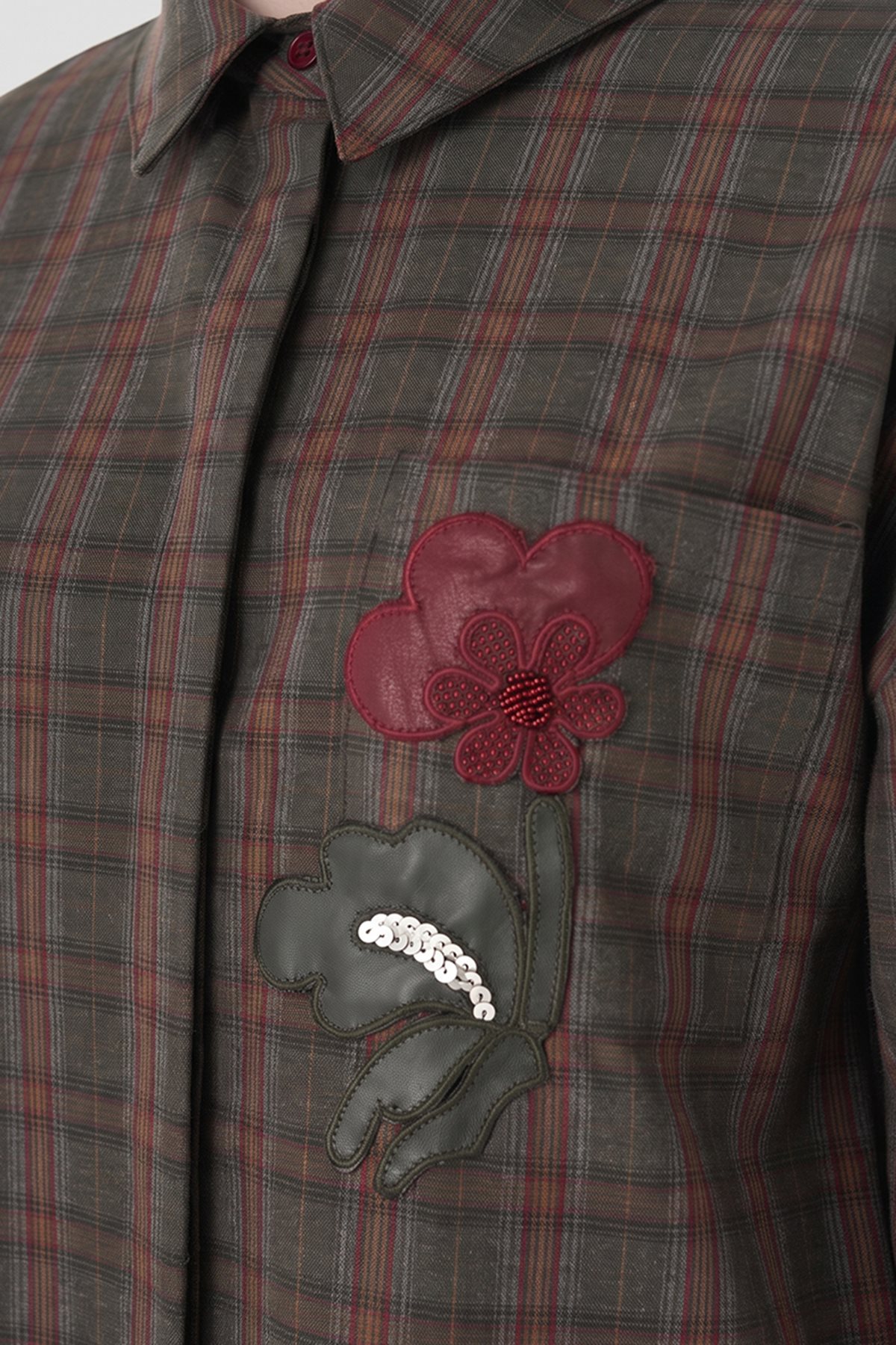 Plaid Pattern Embroidered Appliqué Tunic Khaki