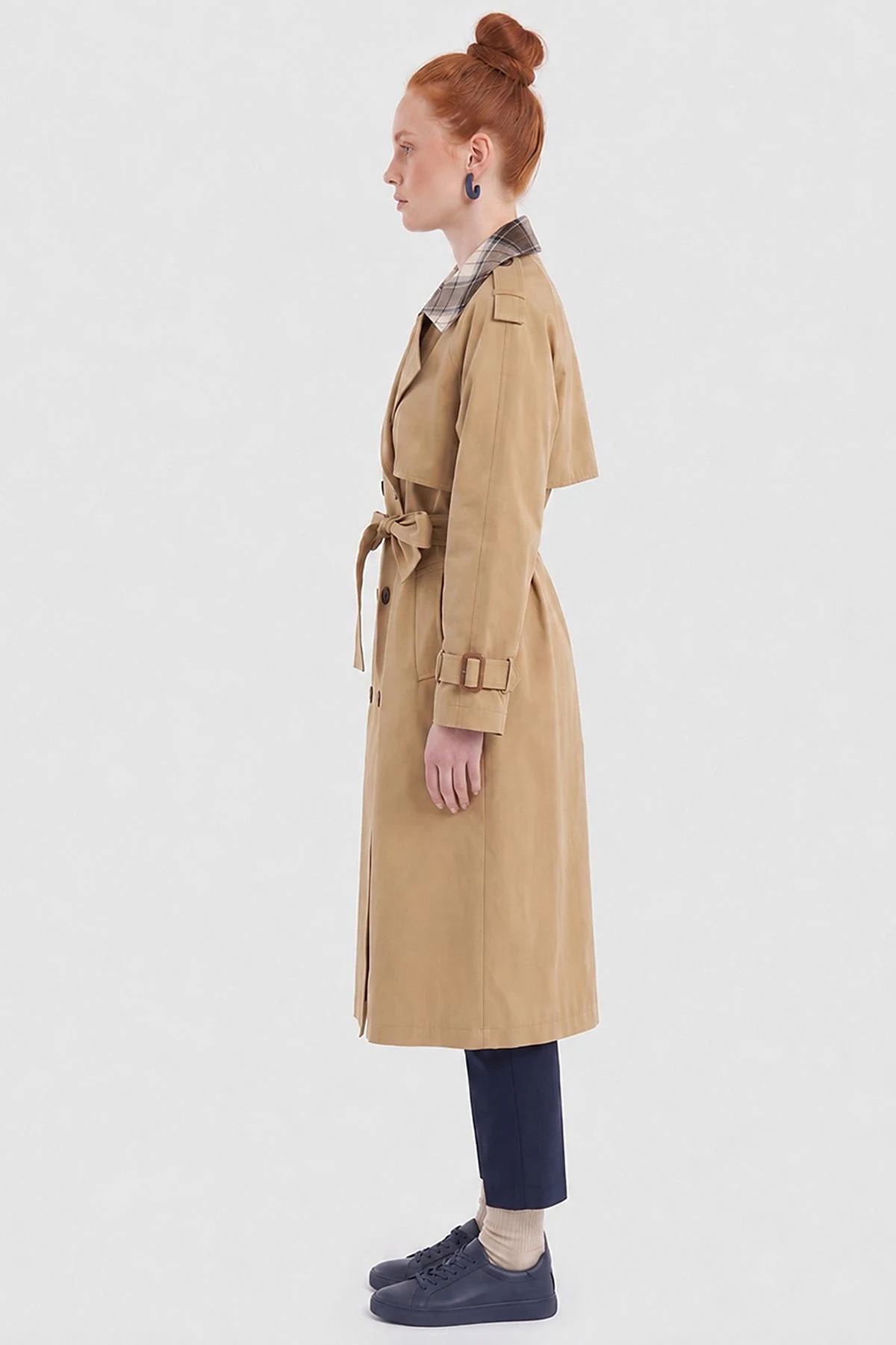 Collar-Detail Trench Coat Beige