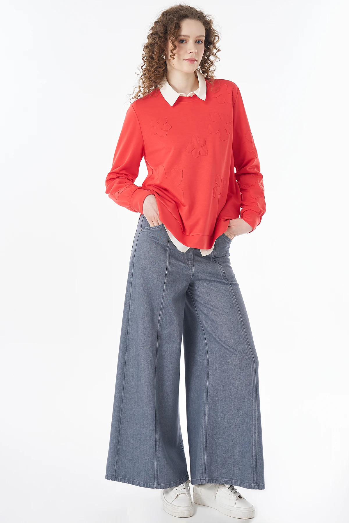 Embroidered Appliqué Modal Sweatshirt Red