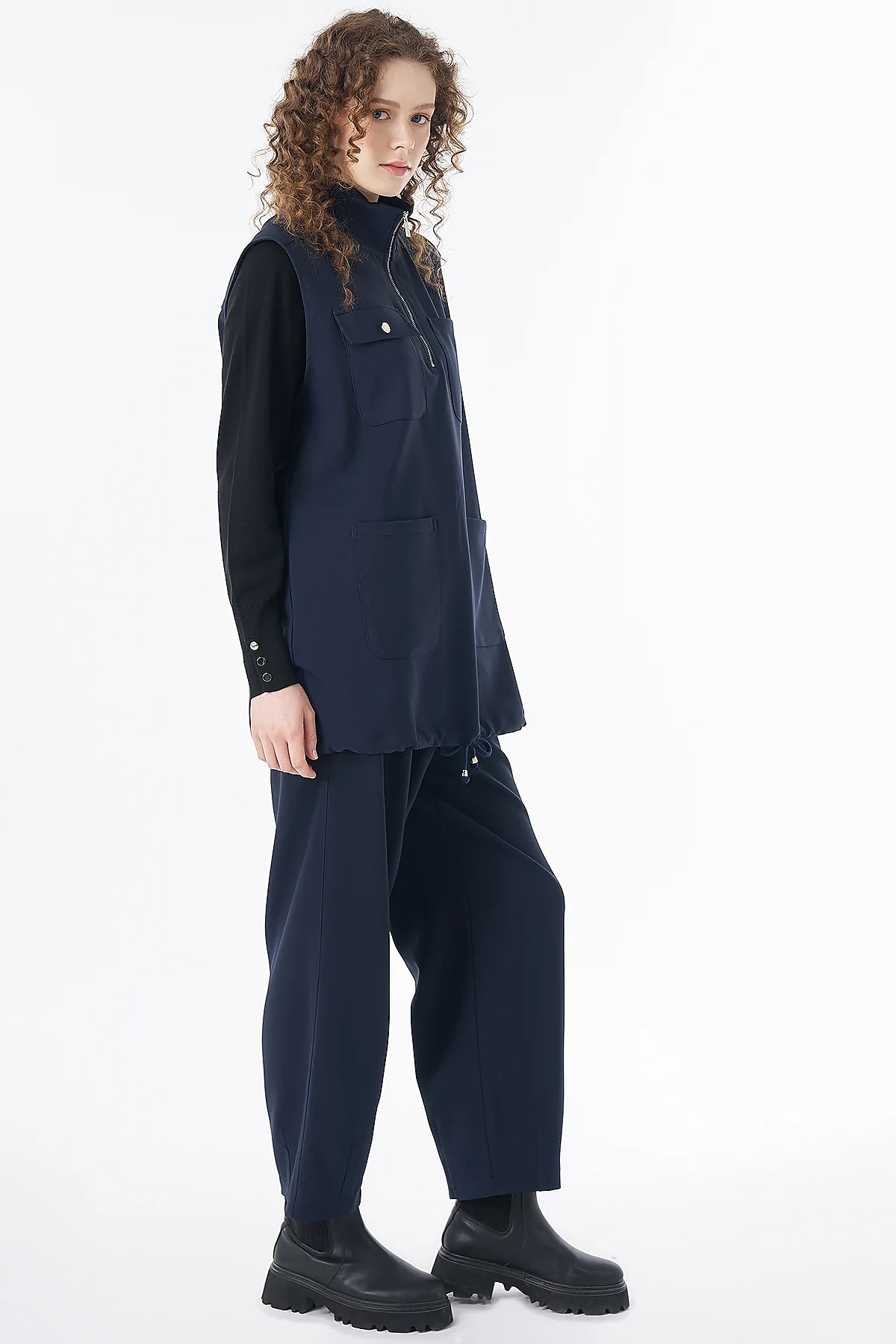 Relaxed-Fit Set with Pocket Detail Navy