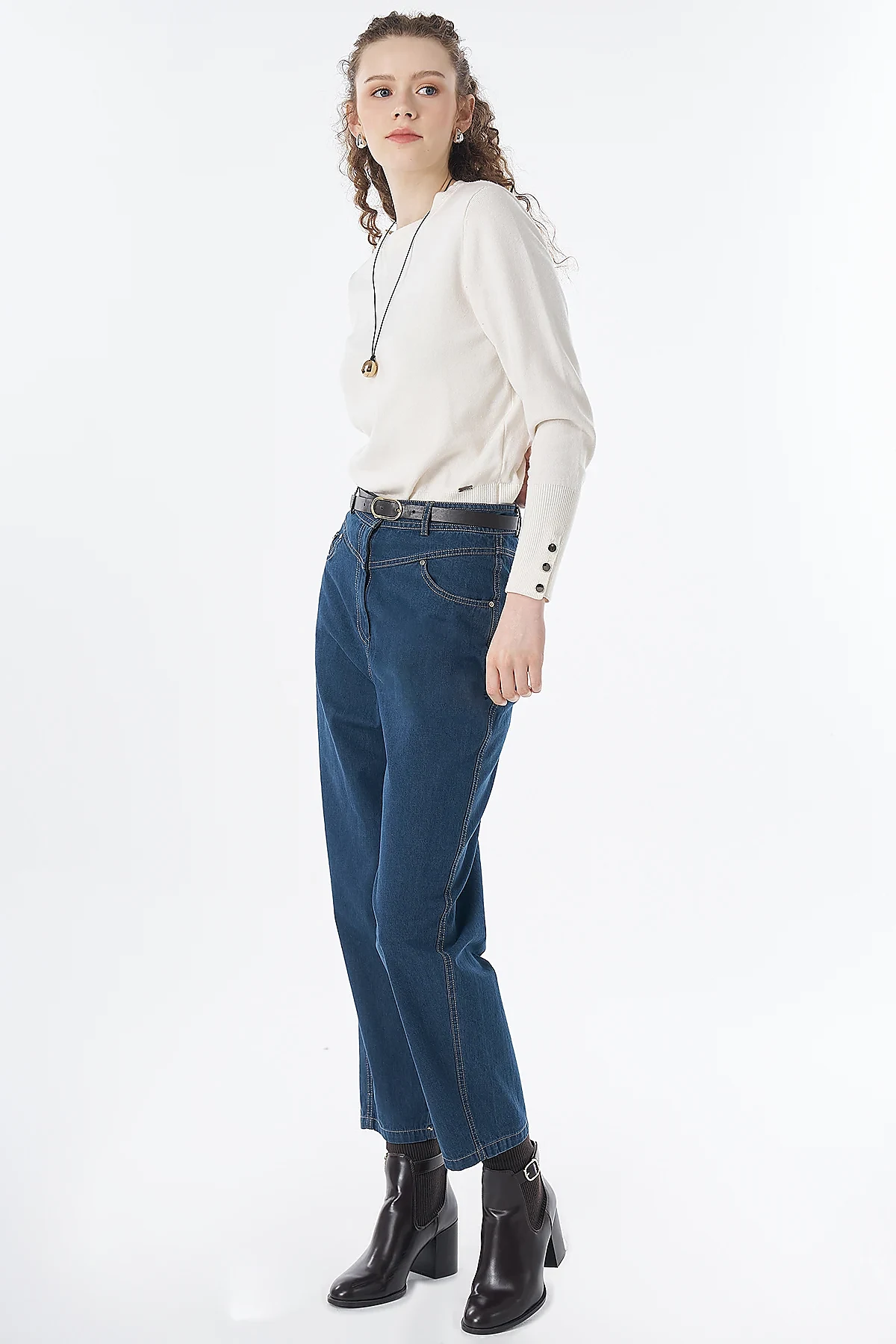 Washed Carrot-Leg Trousers Navy