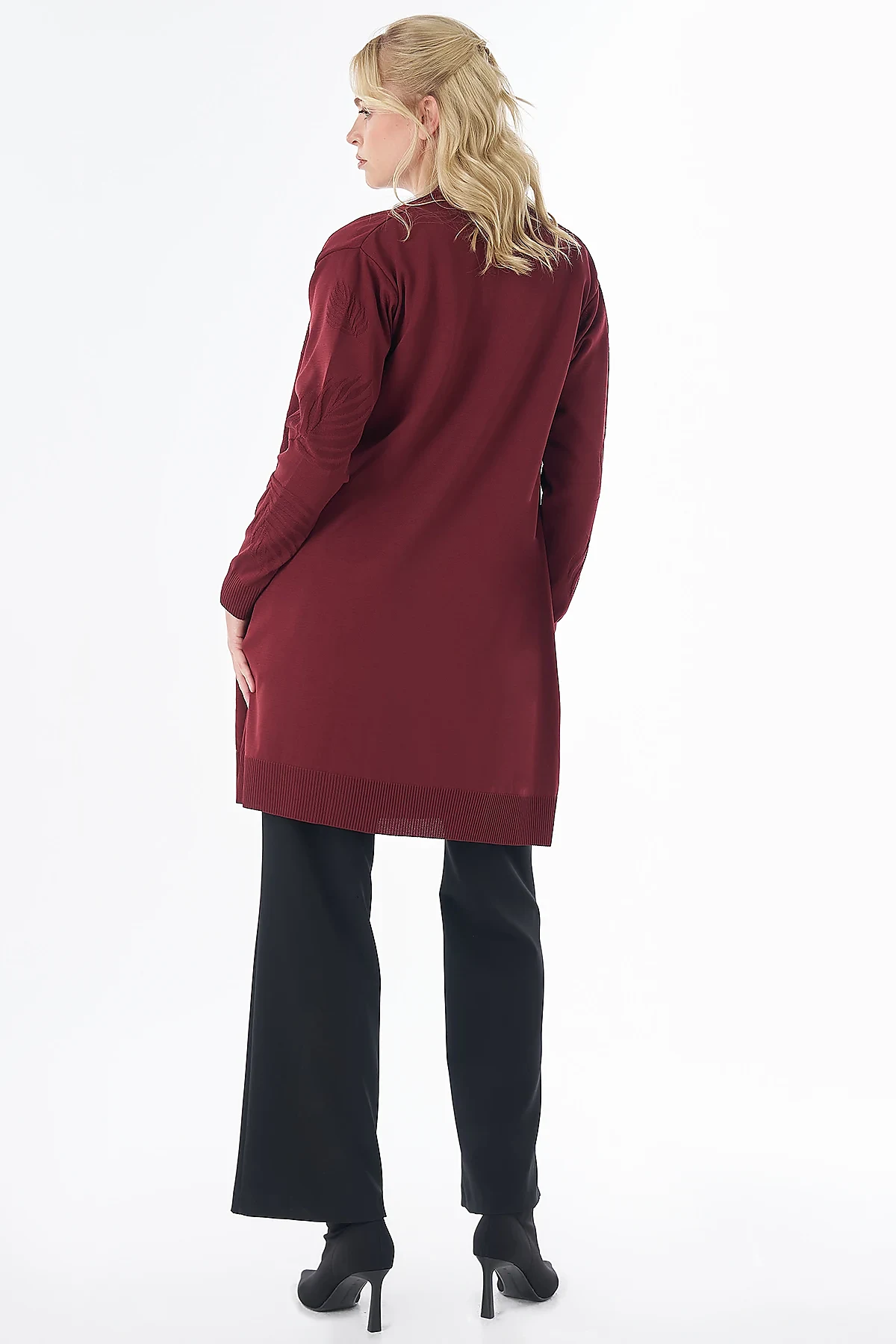 Leaf Pattern Knit Cardigan Burgundy
