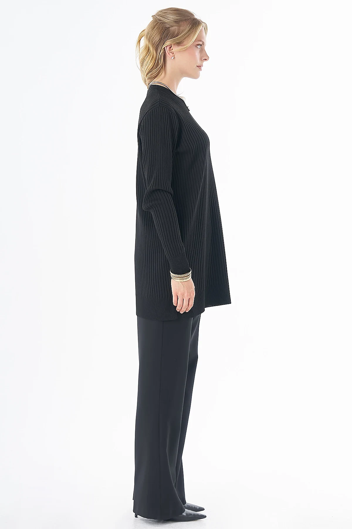 Button-Detail Knit Tunic - Black