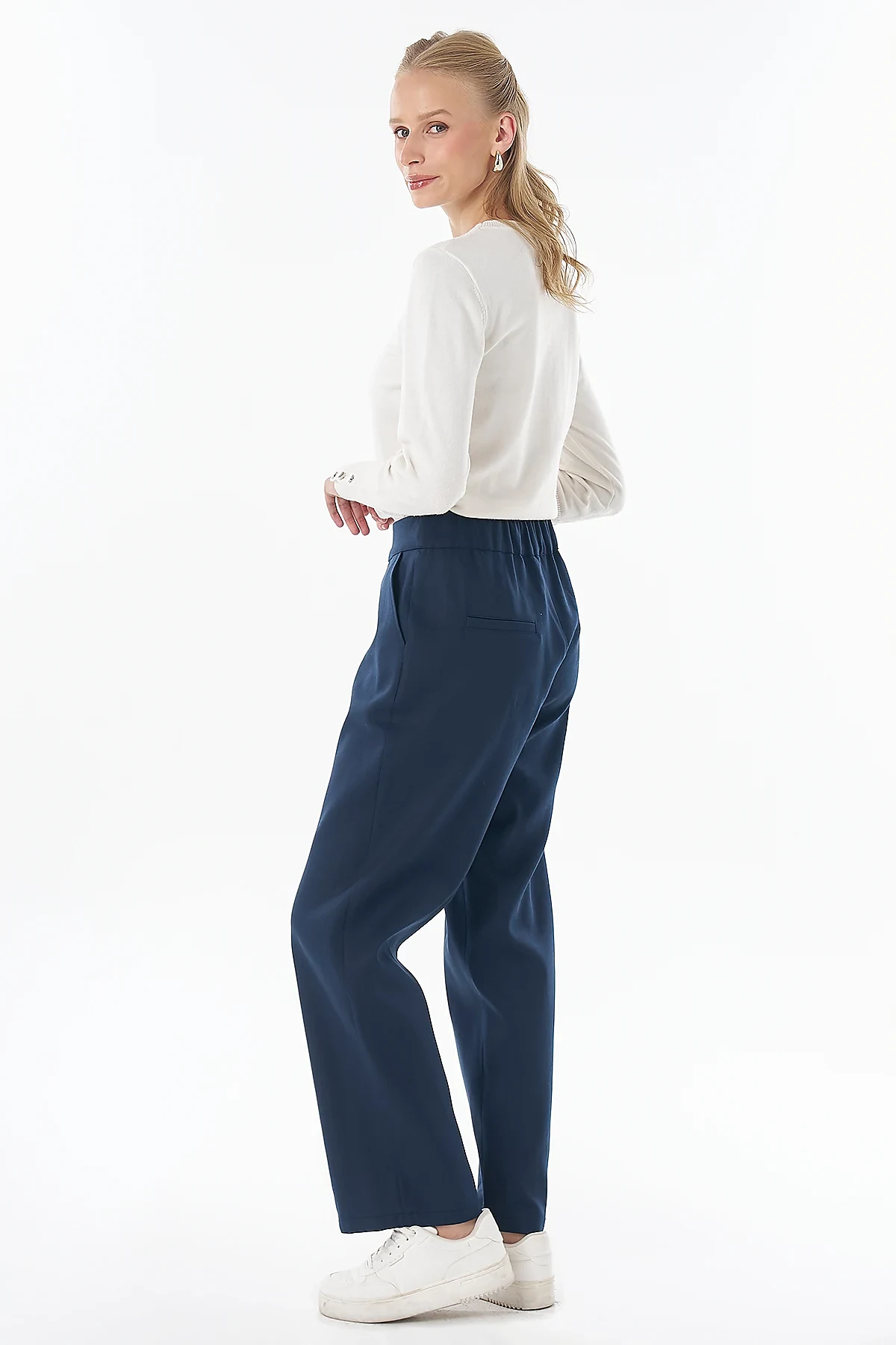 Stitch-Detail High-Waisted Pants Navy