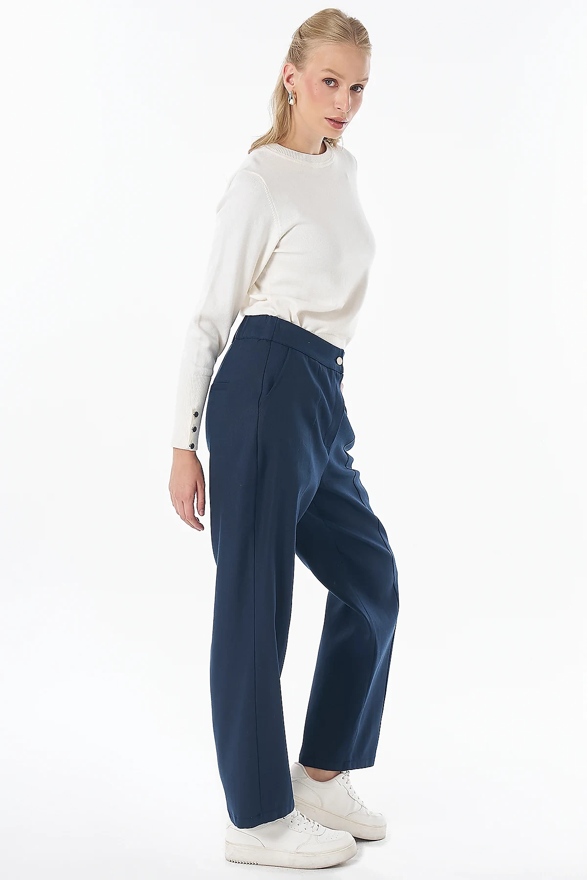 Stitch-Detail High-Waisted Pants Navy