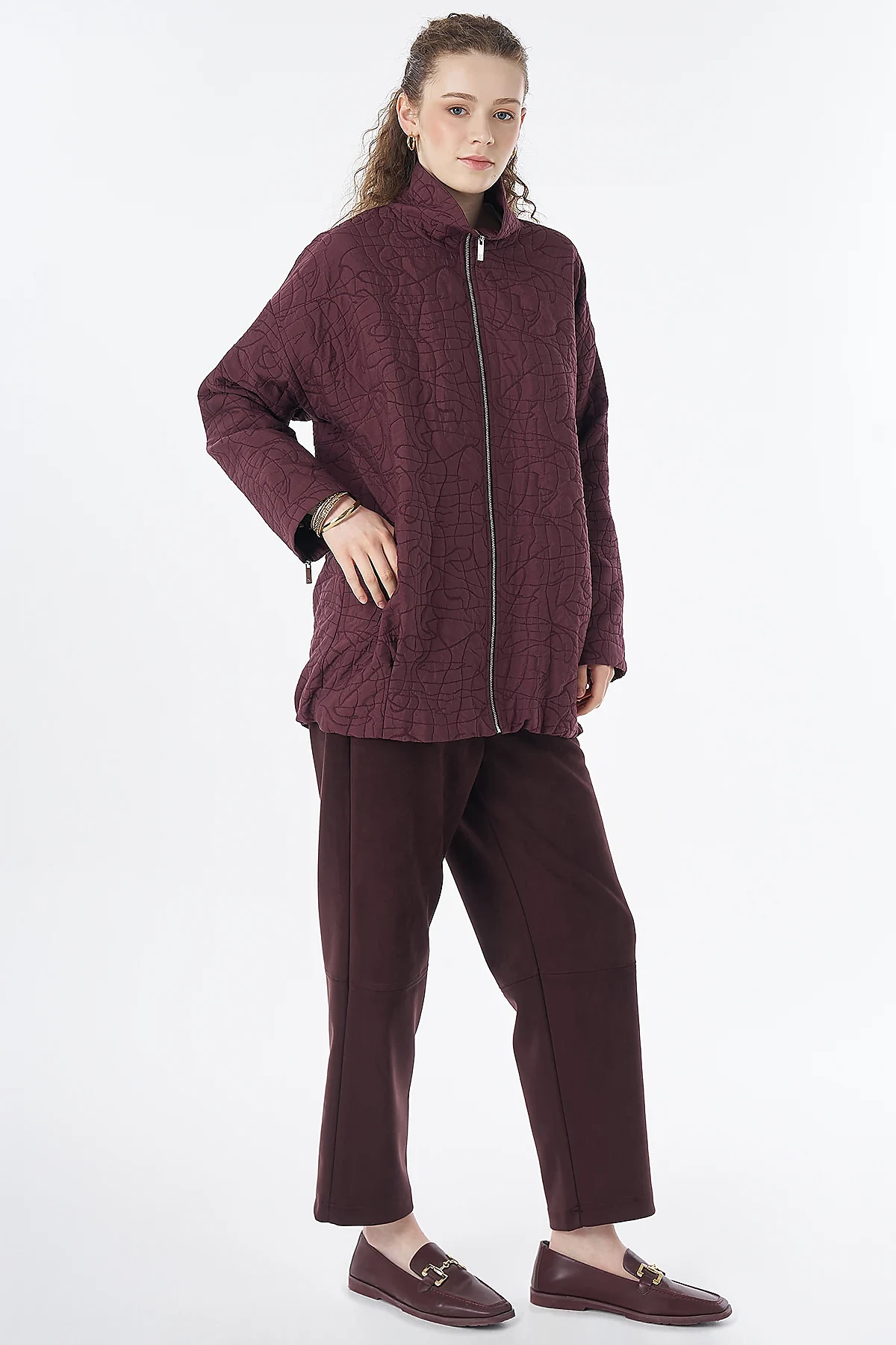 Stand-Up Collar Quilted Jacket Burgundy