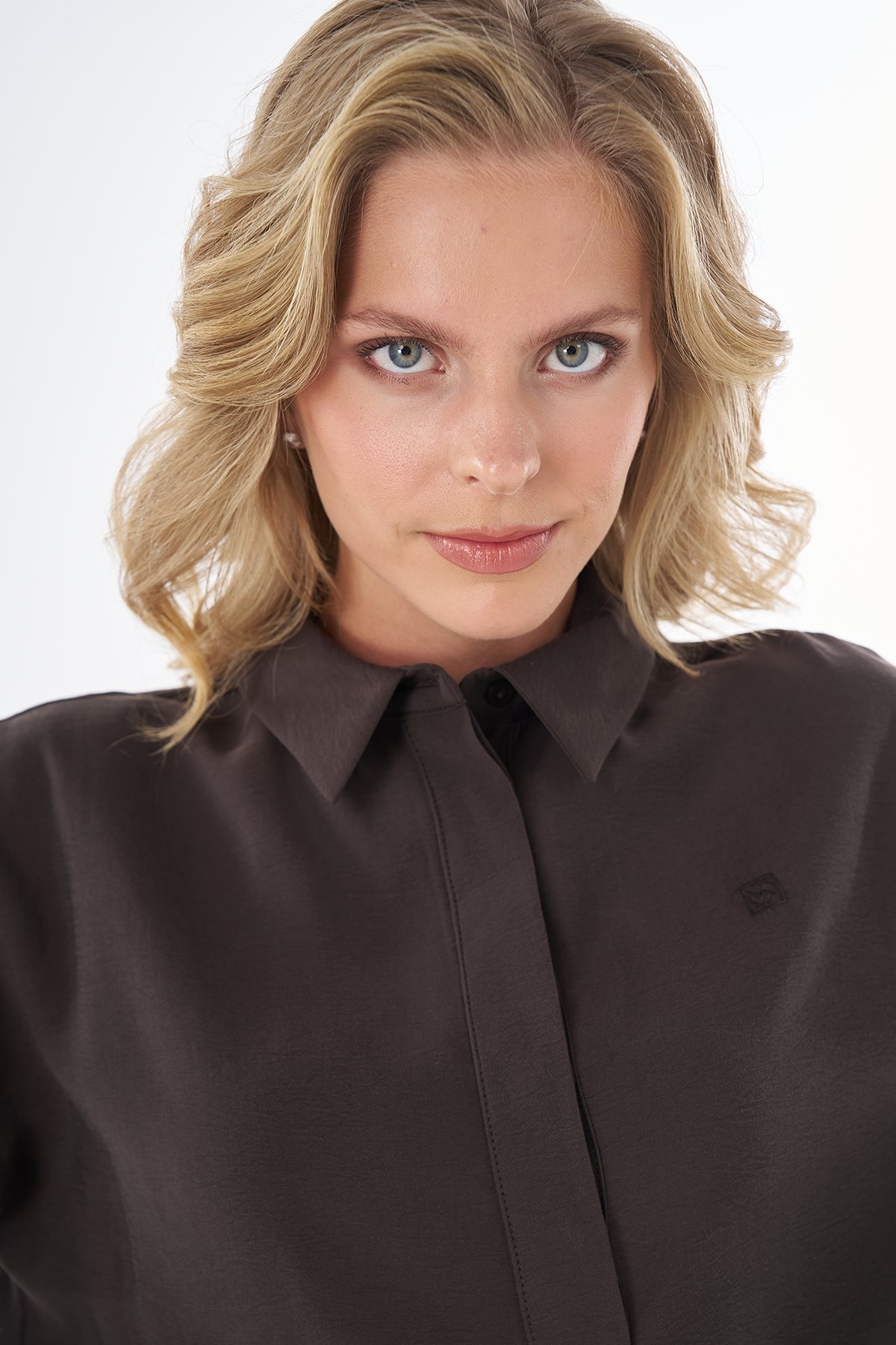 Half Placket Basic Blouse - Brown